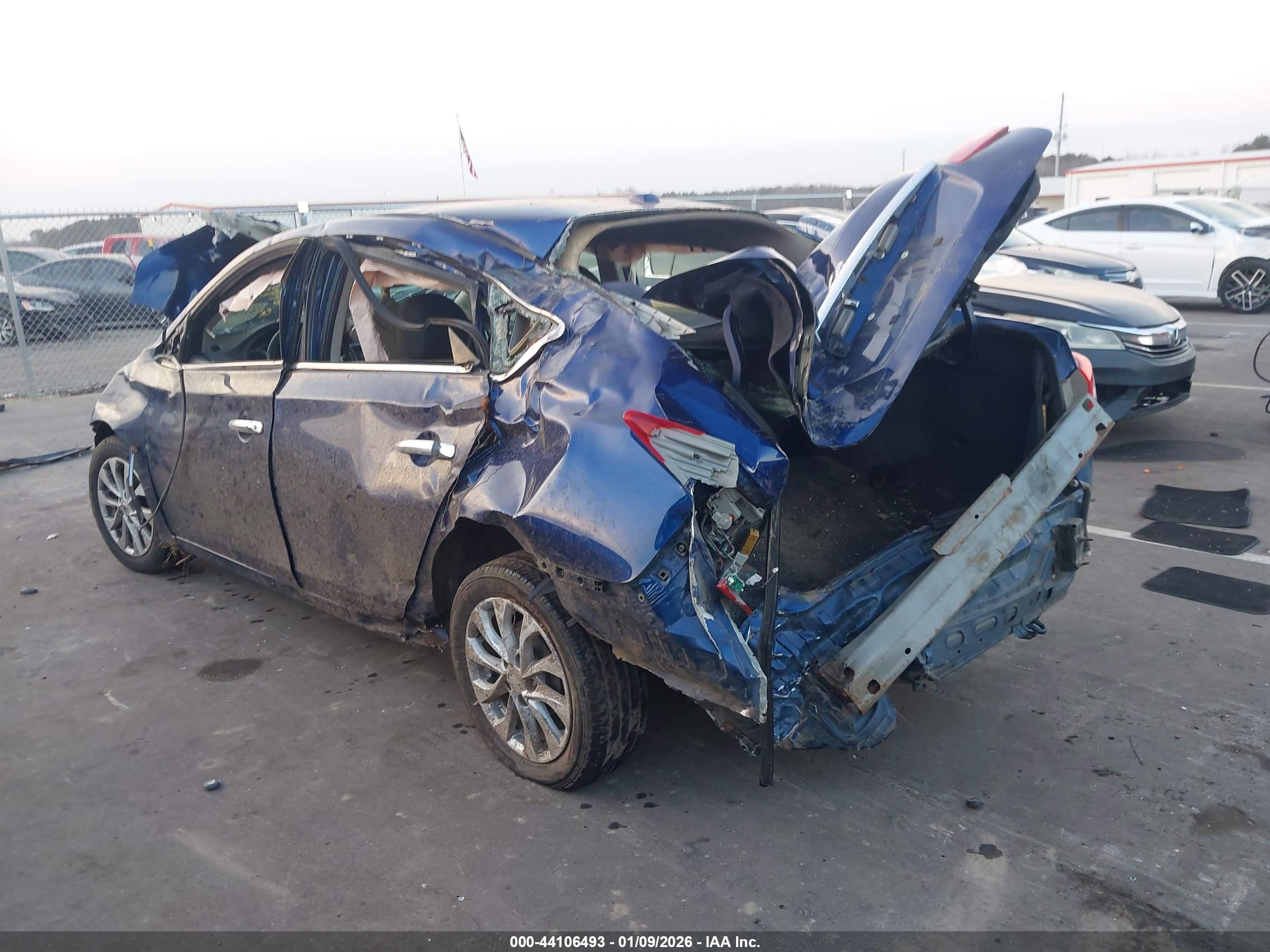 NISSAN SENTRA image 3