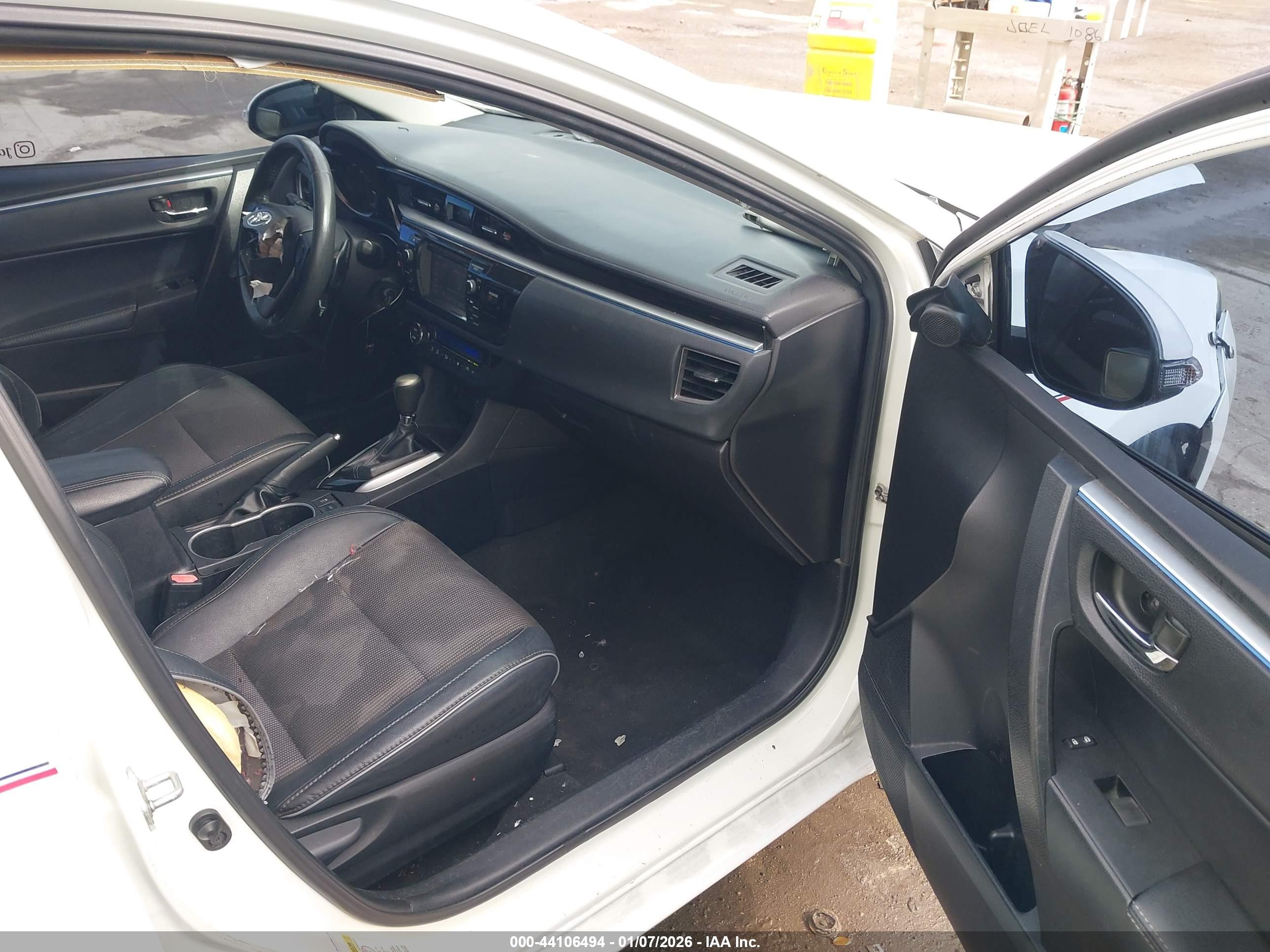 TOYOTA COROLLA image 5