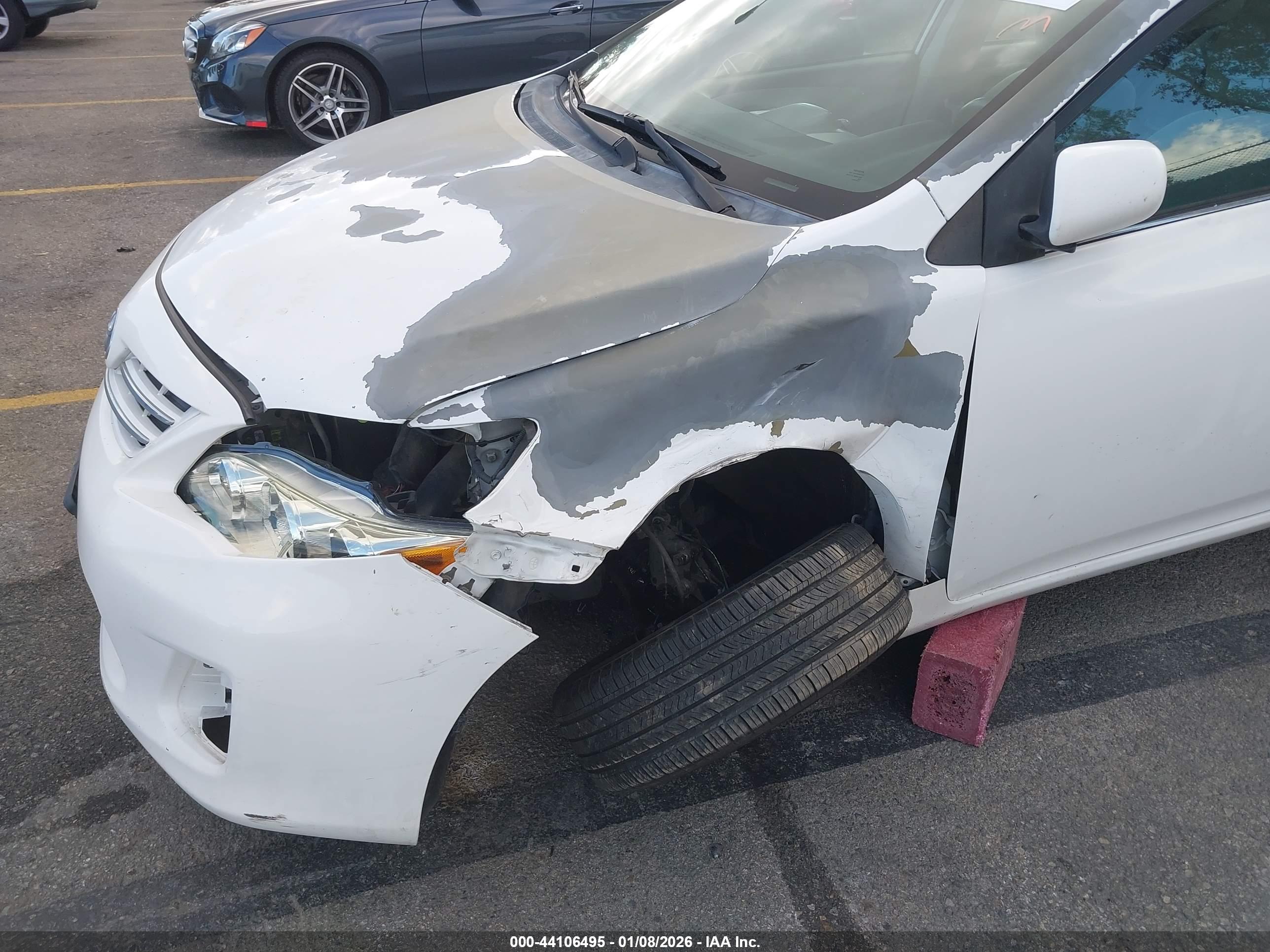 TOYOTA COROLLA image 6
