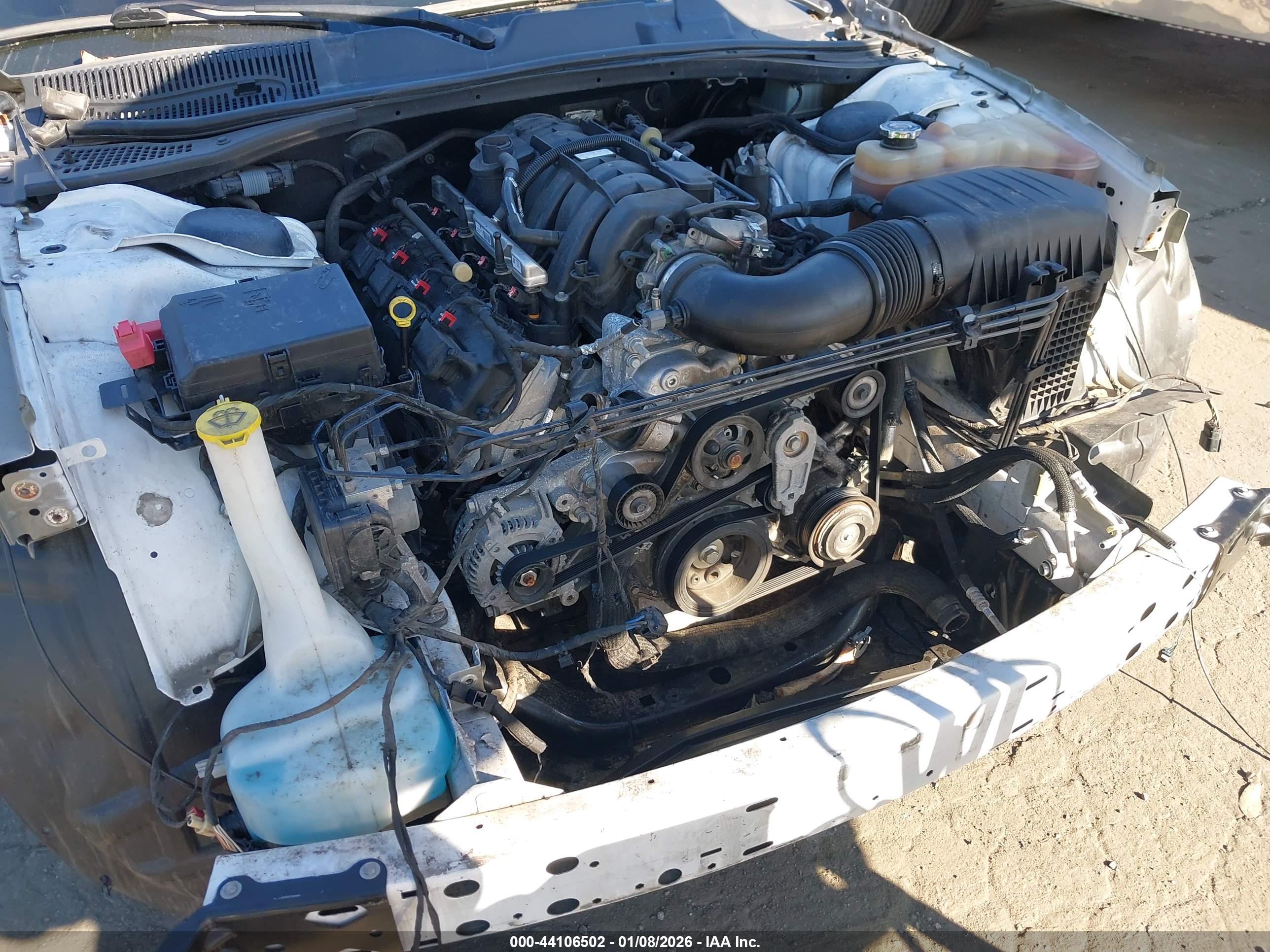 DODGE CHALLENGER image 6