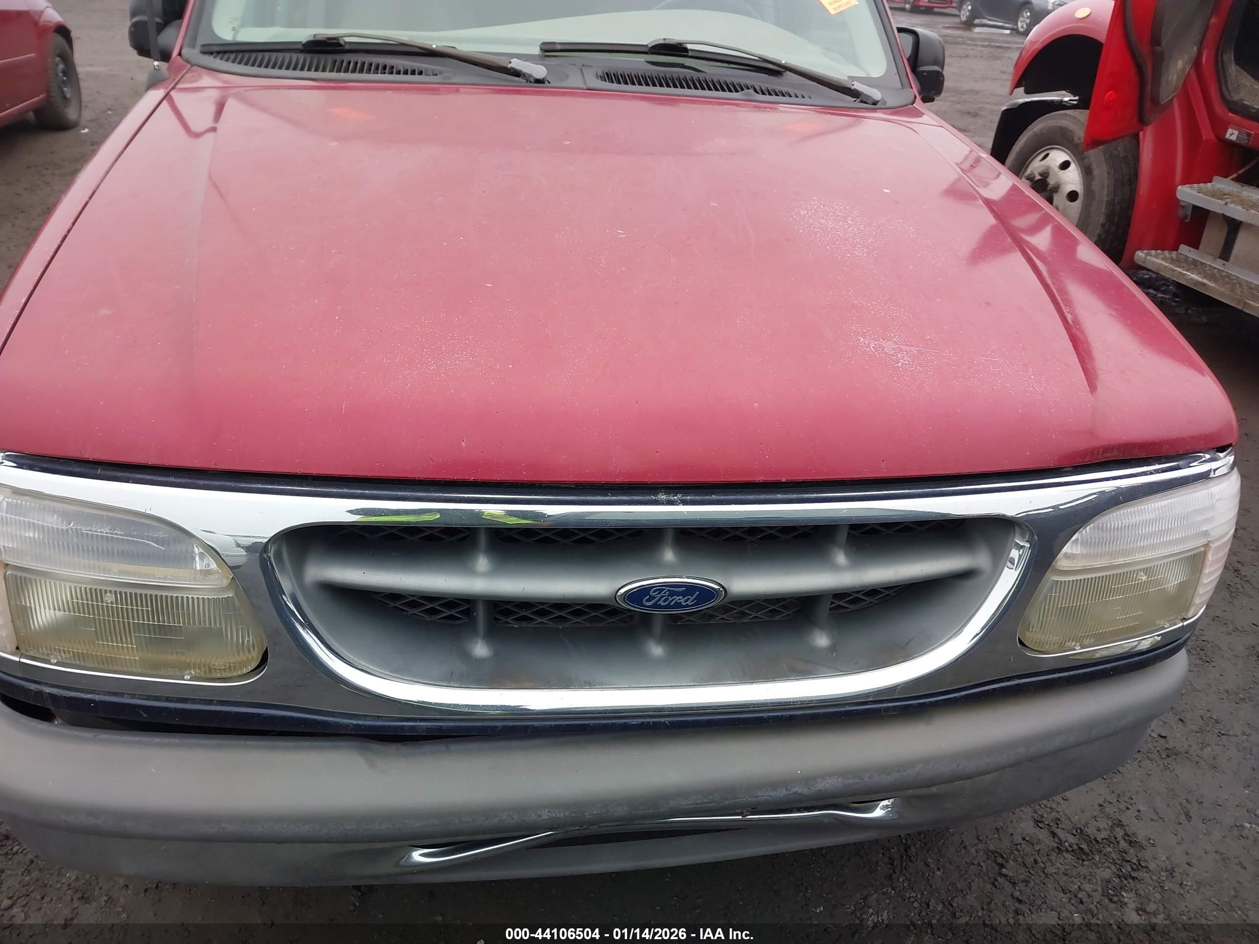 FORD EXPLORER image 10