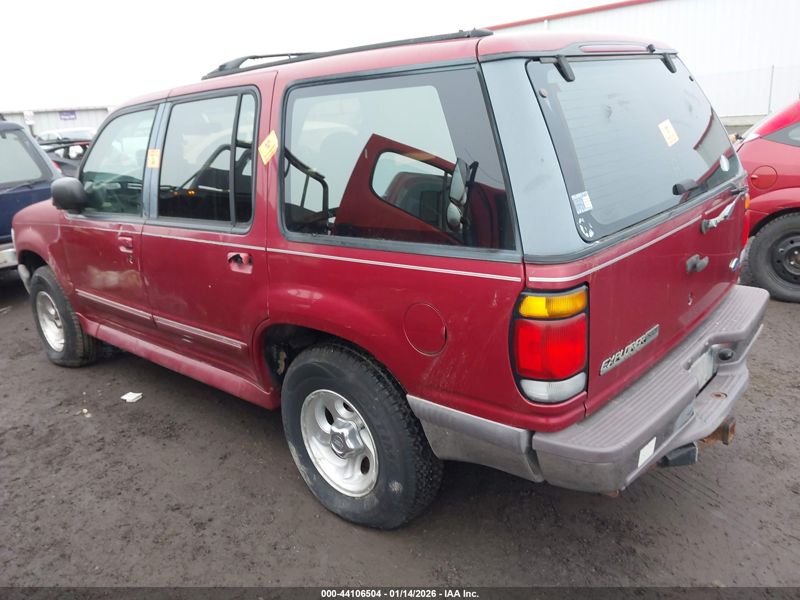 FORD EXPLORER image 3