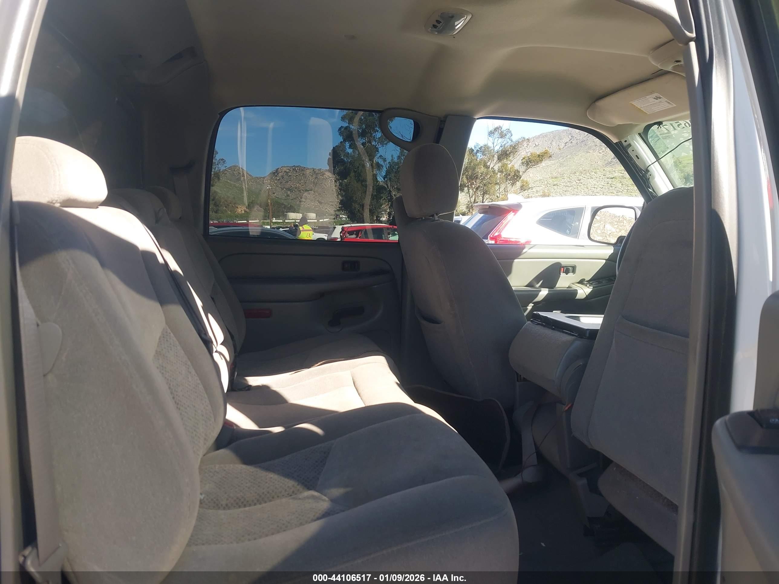 CHEVROLET AVALANCHE image 8