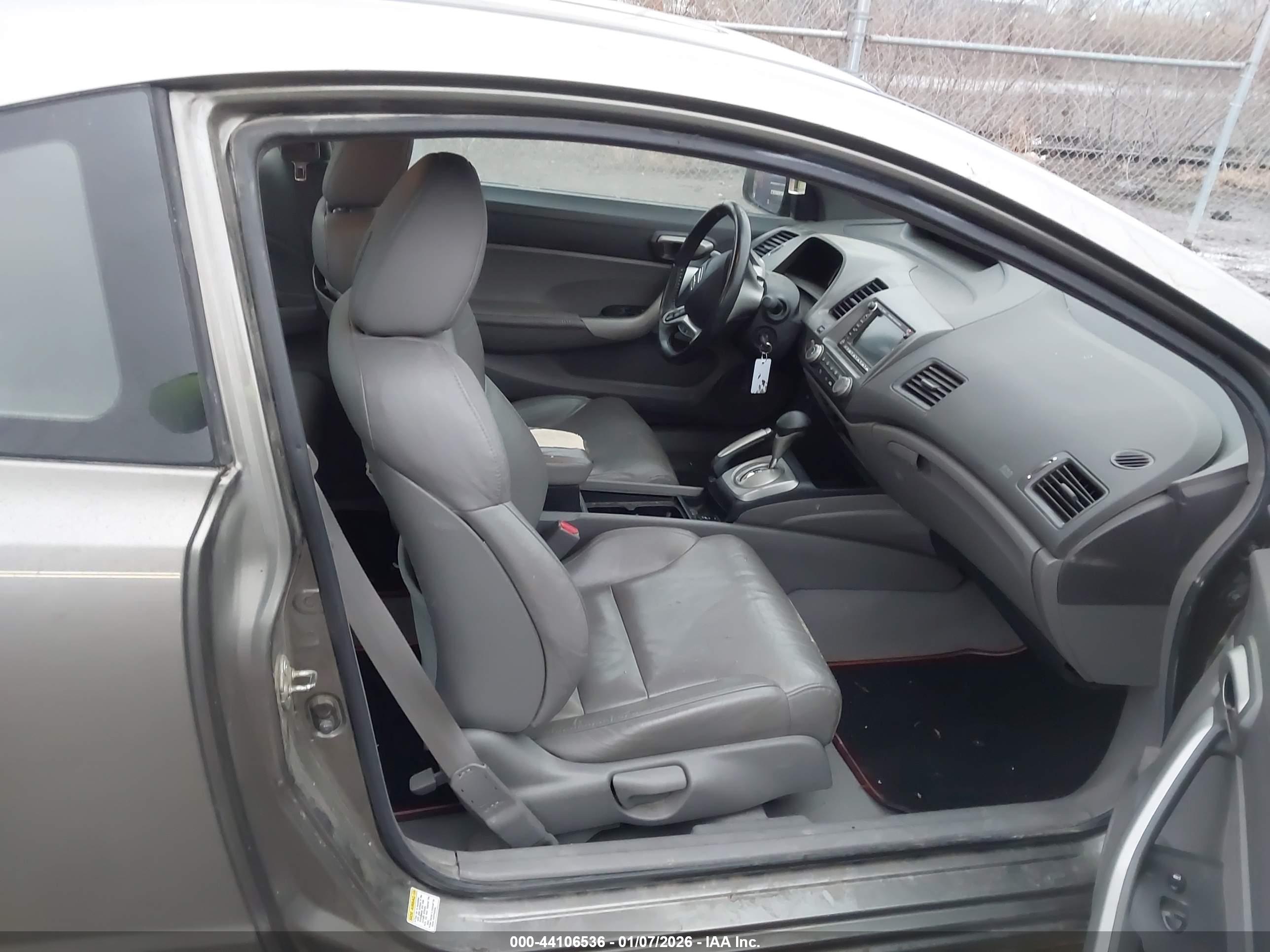 HONDA CIVIC image 5