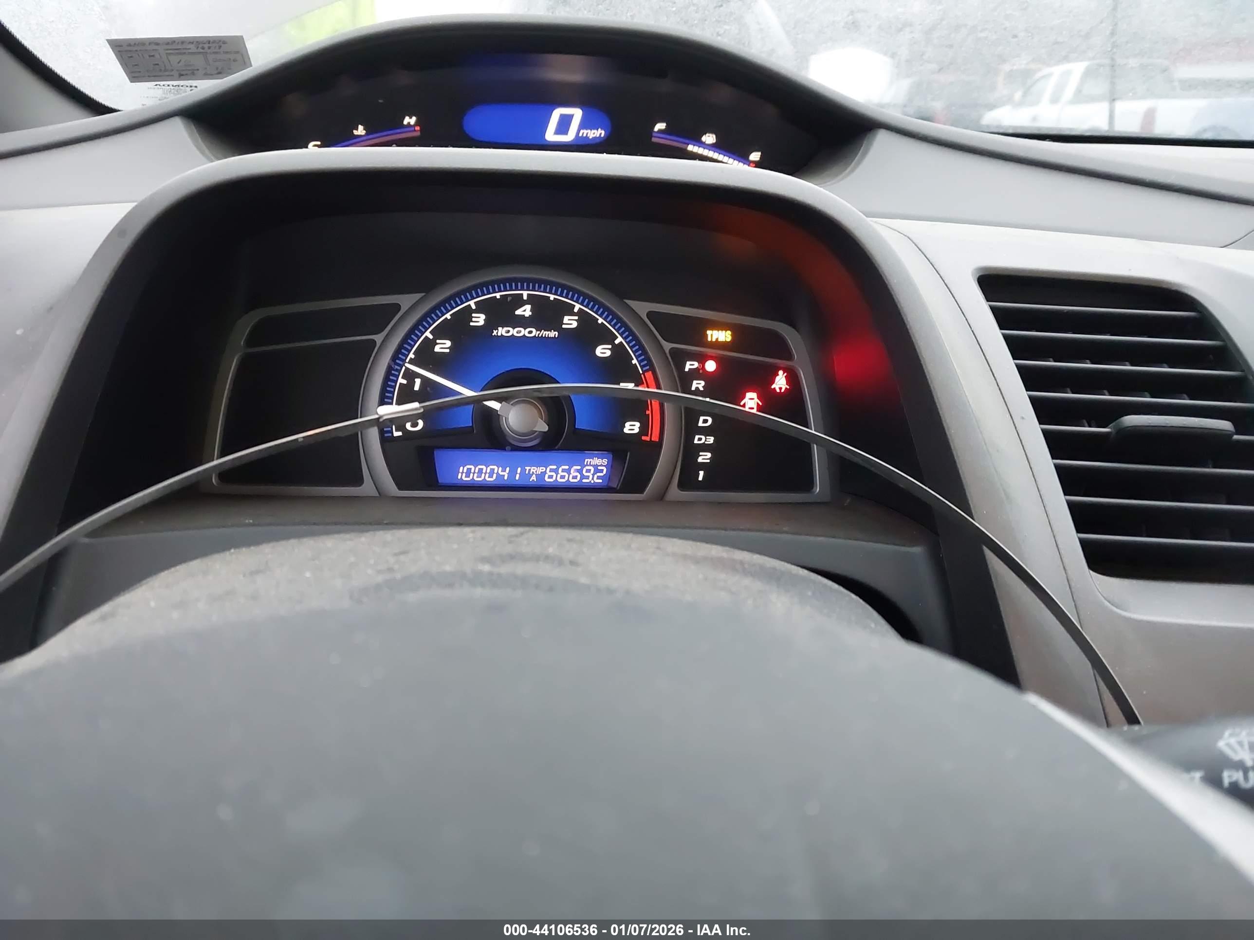 HONDA CIVIC image 7