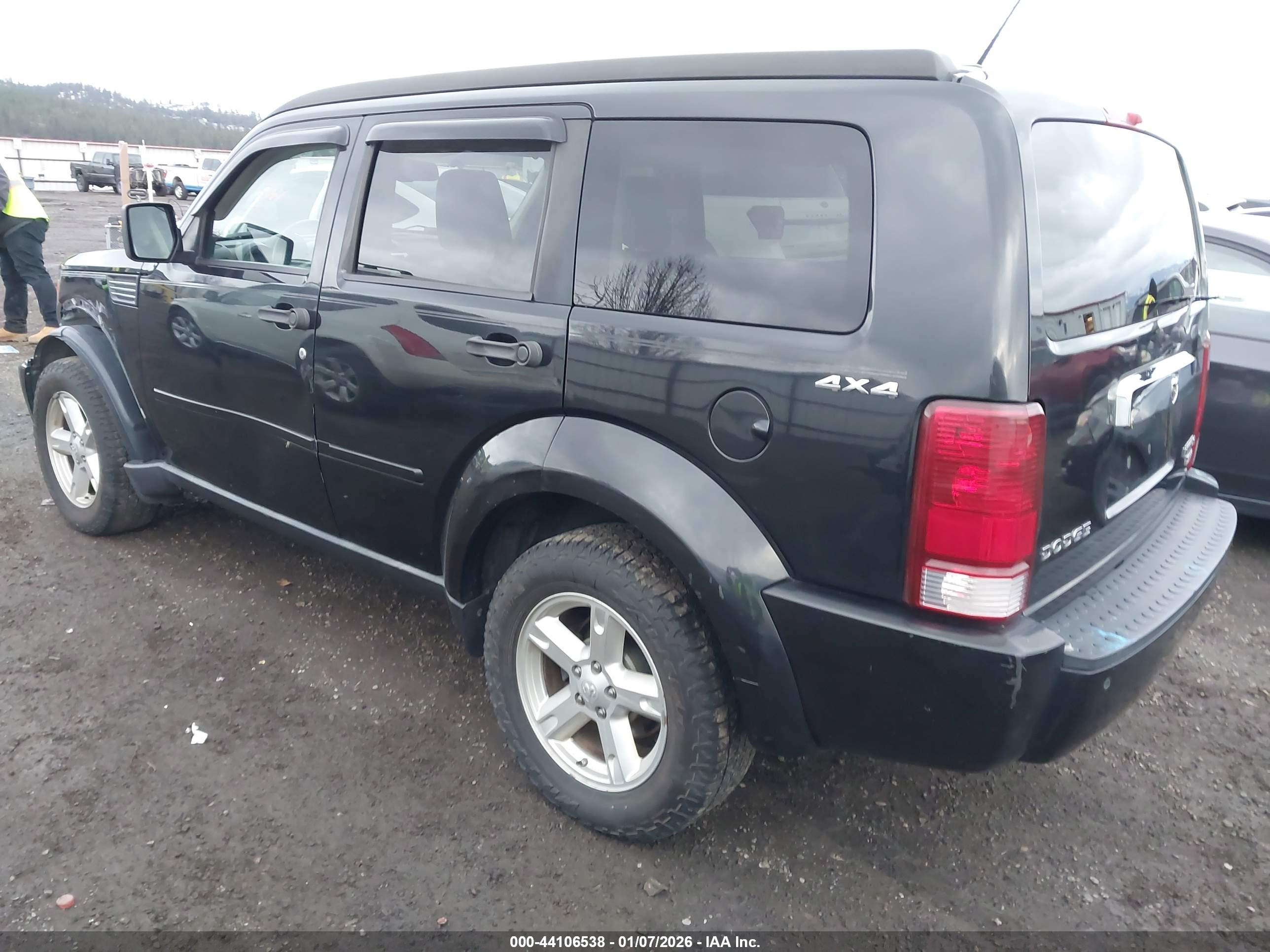 DODGE NITRO image 3