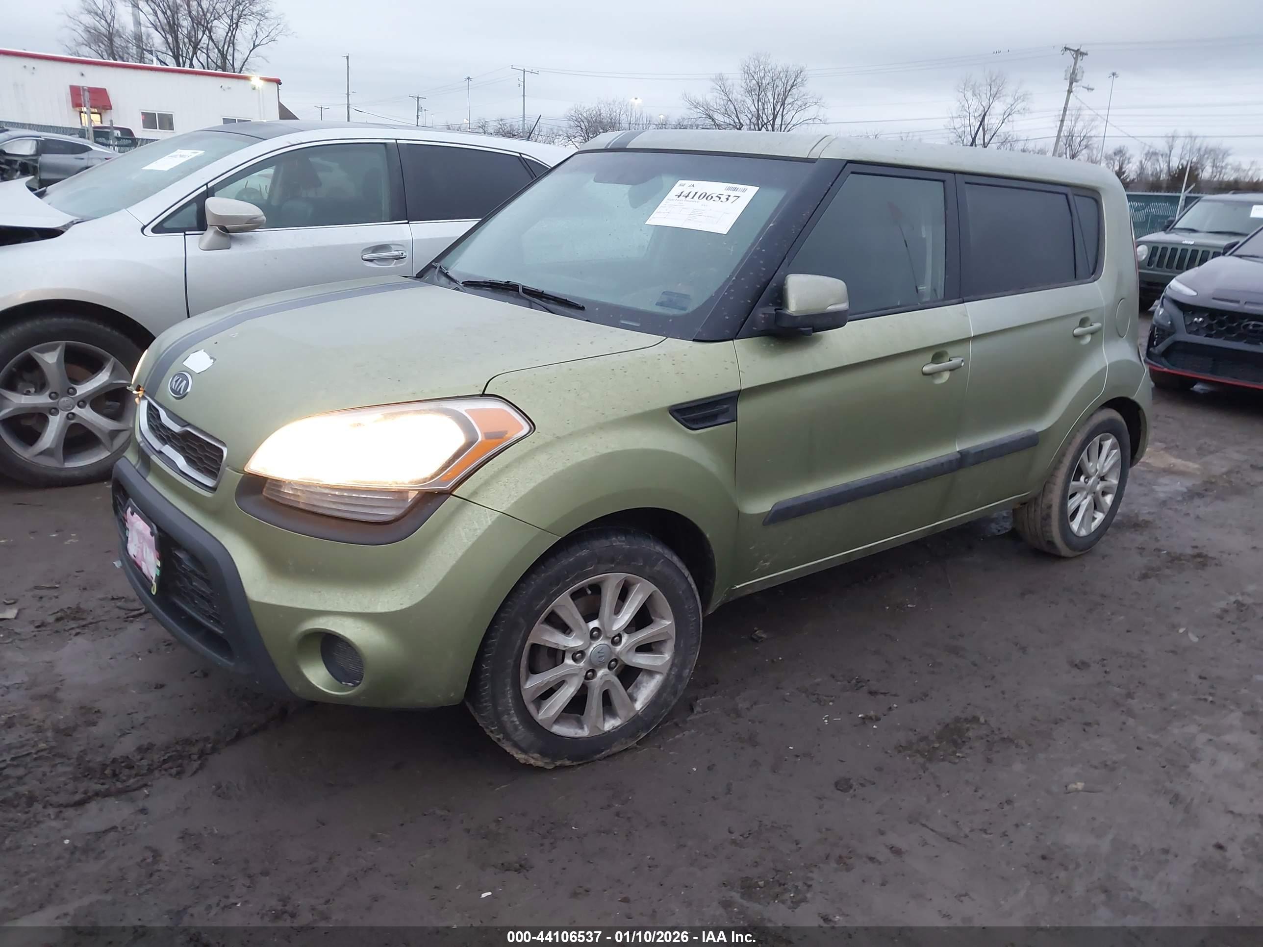 KIA SOUL image 2