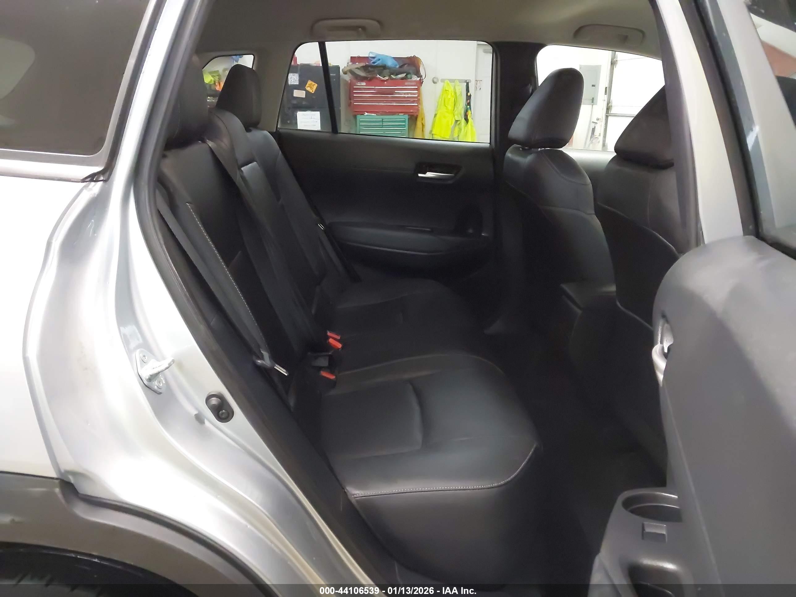 TOYOTA COROLLA image 8