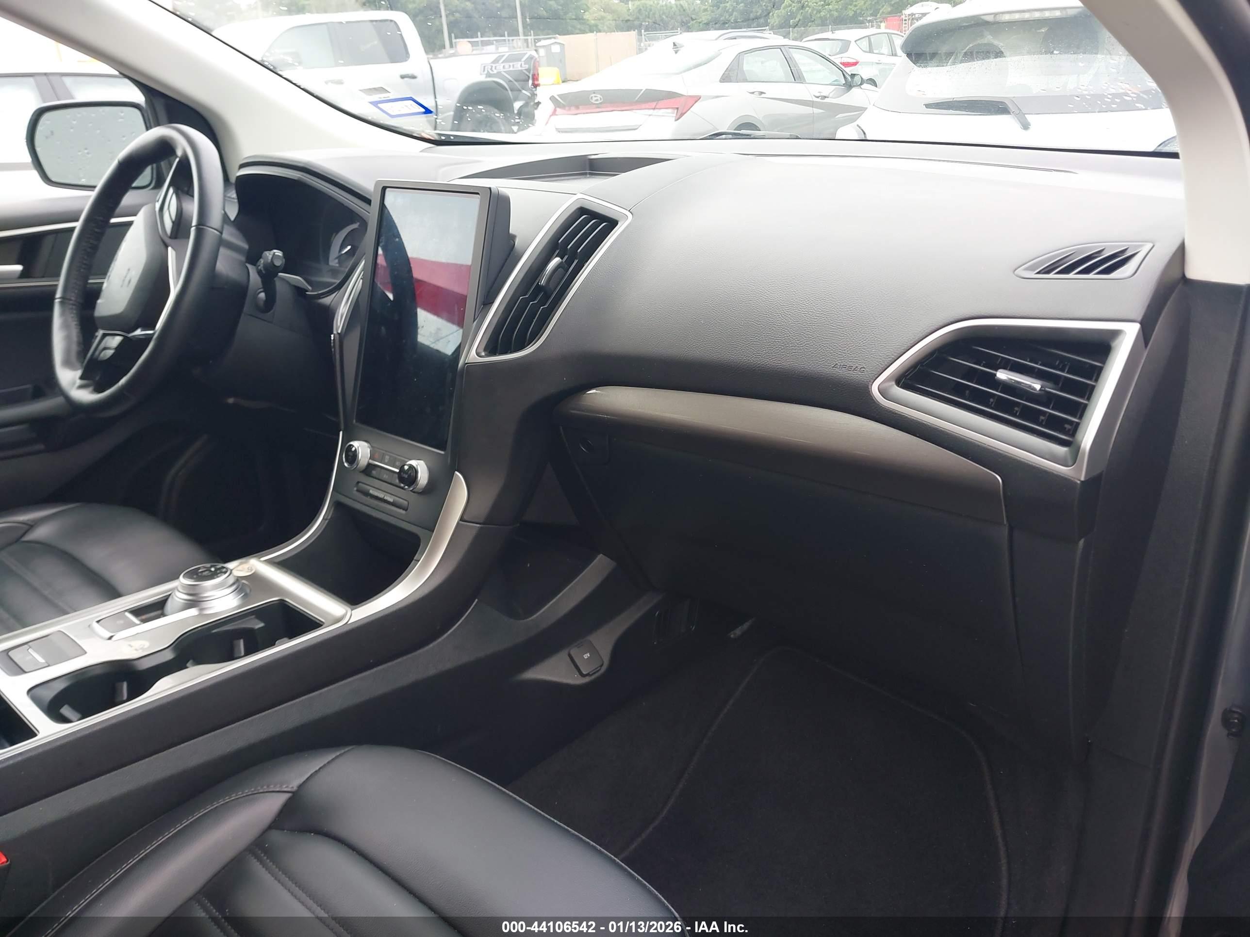 FORD EDGE image 5