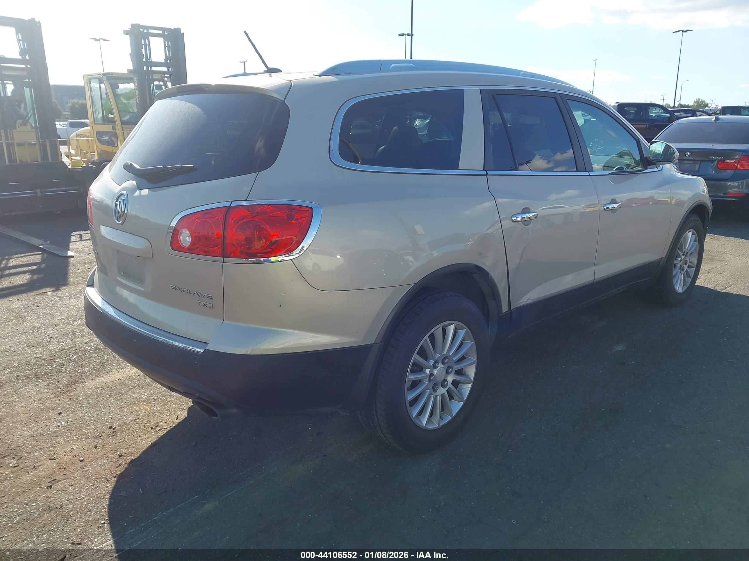 BUICK ENCLAVE image 4