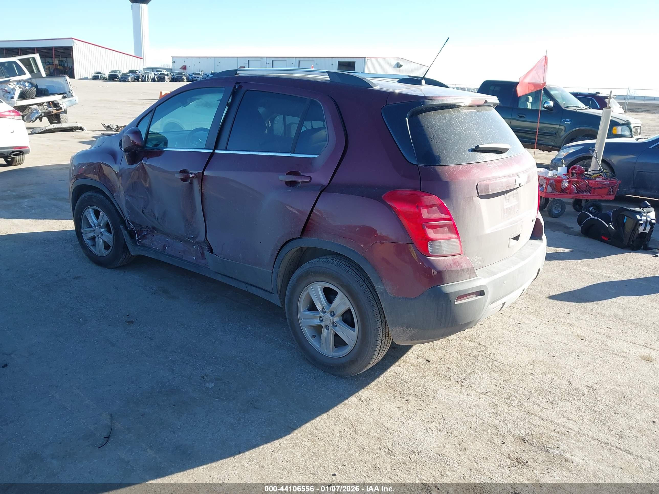 CHEVROLET TRAX image 3