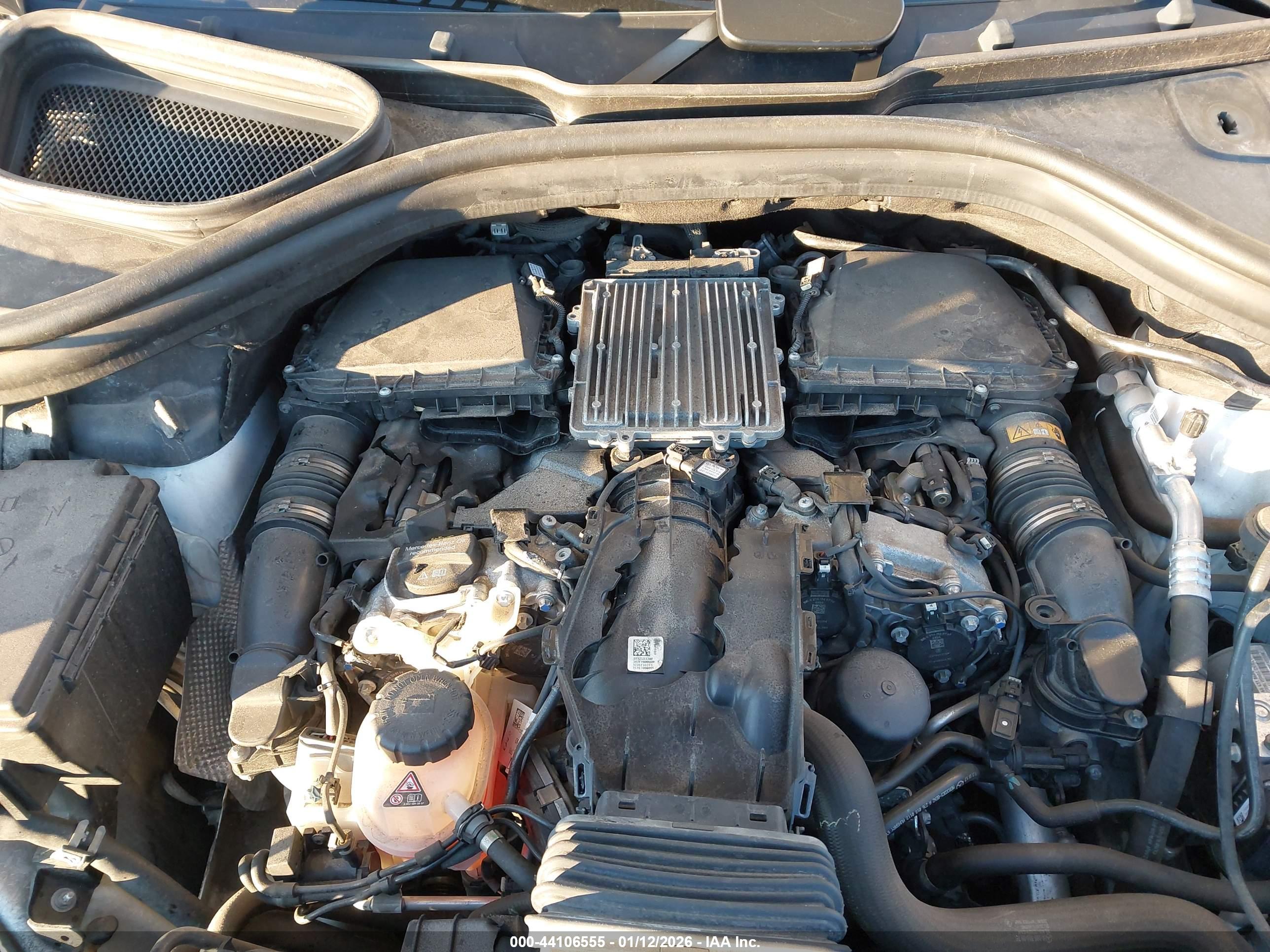MERCEDES-BENZ GLS image 10