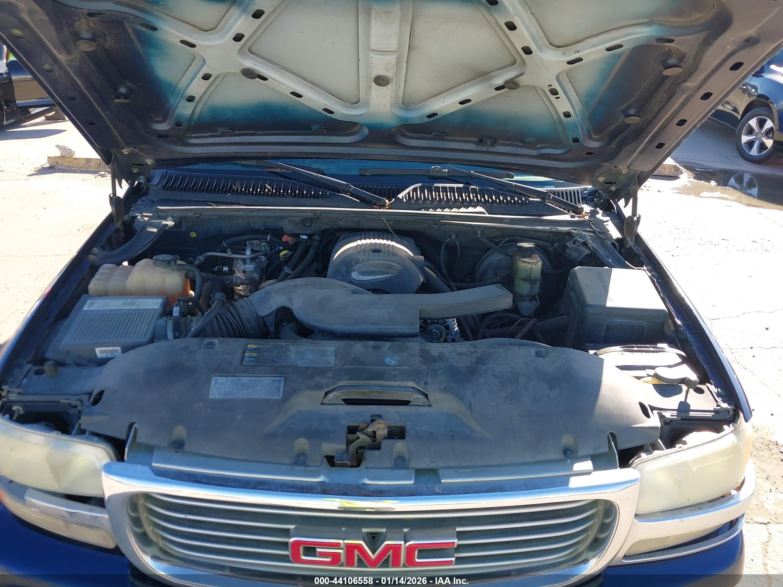 GMC YUKON image 10