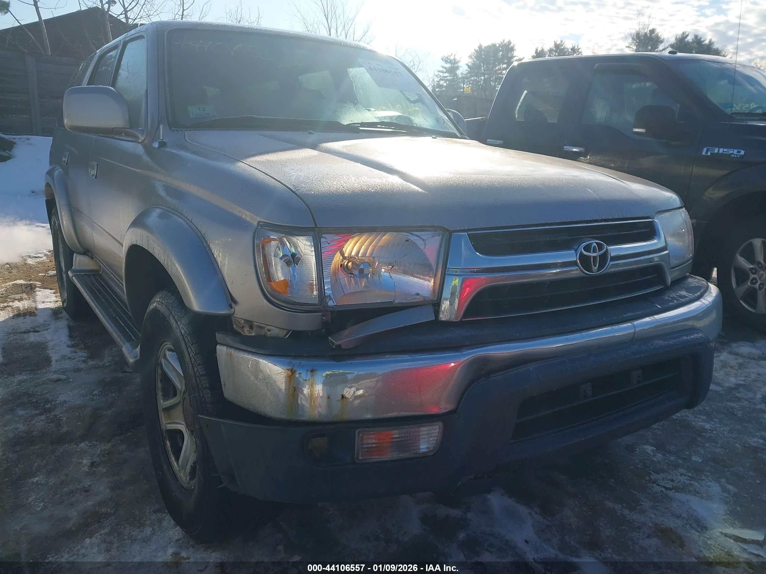 TOYOTA 4RUNNER image 6
