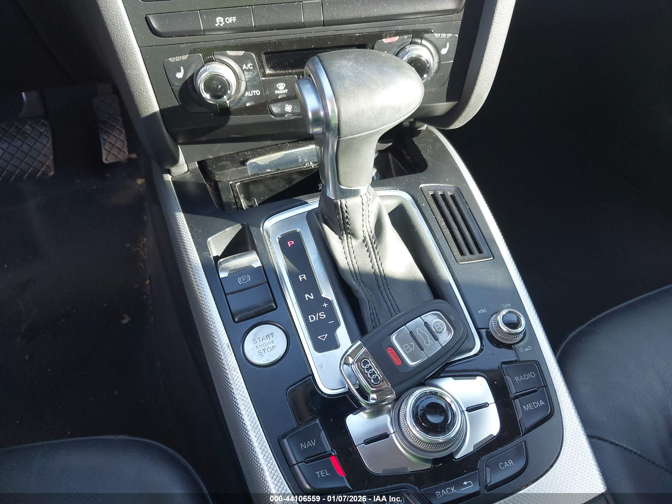 AUDI A4 image 11