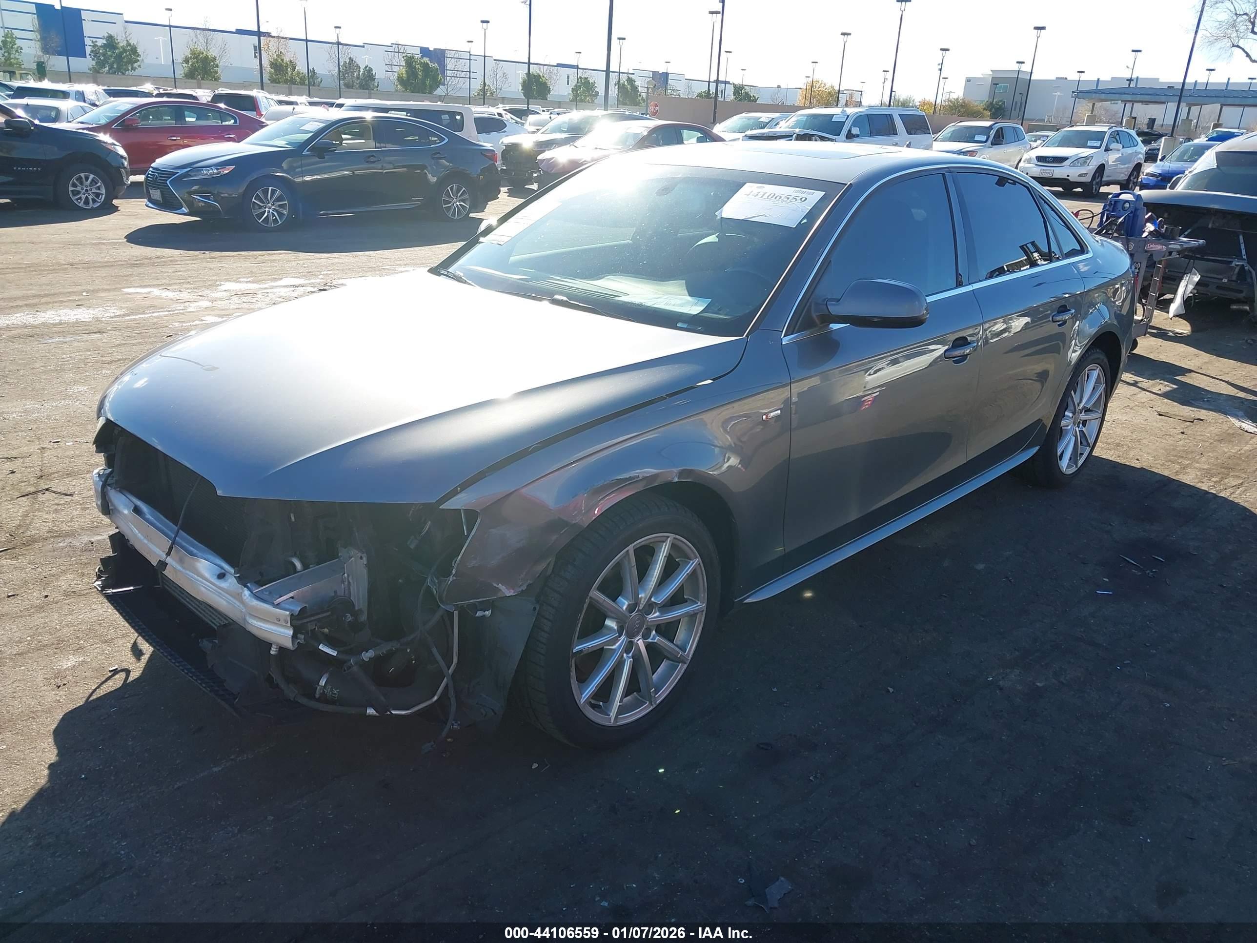 AUDI A4 image 2