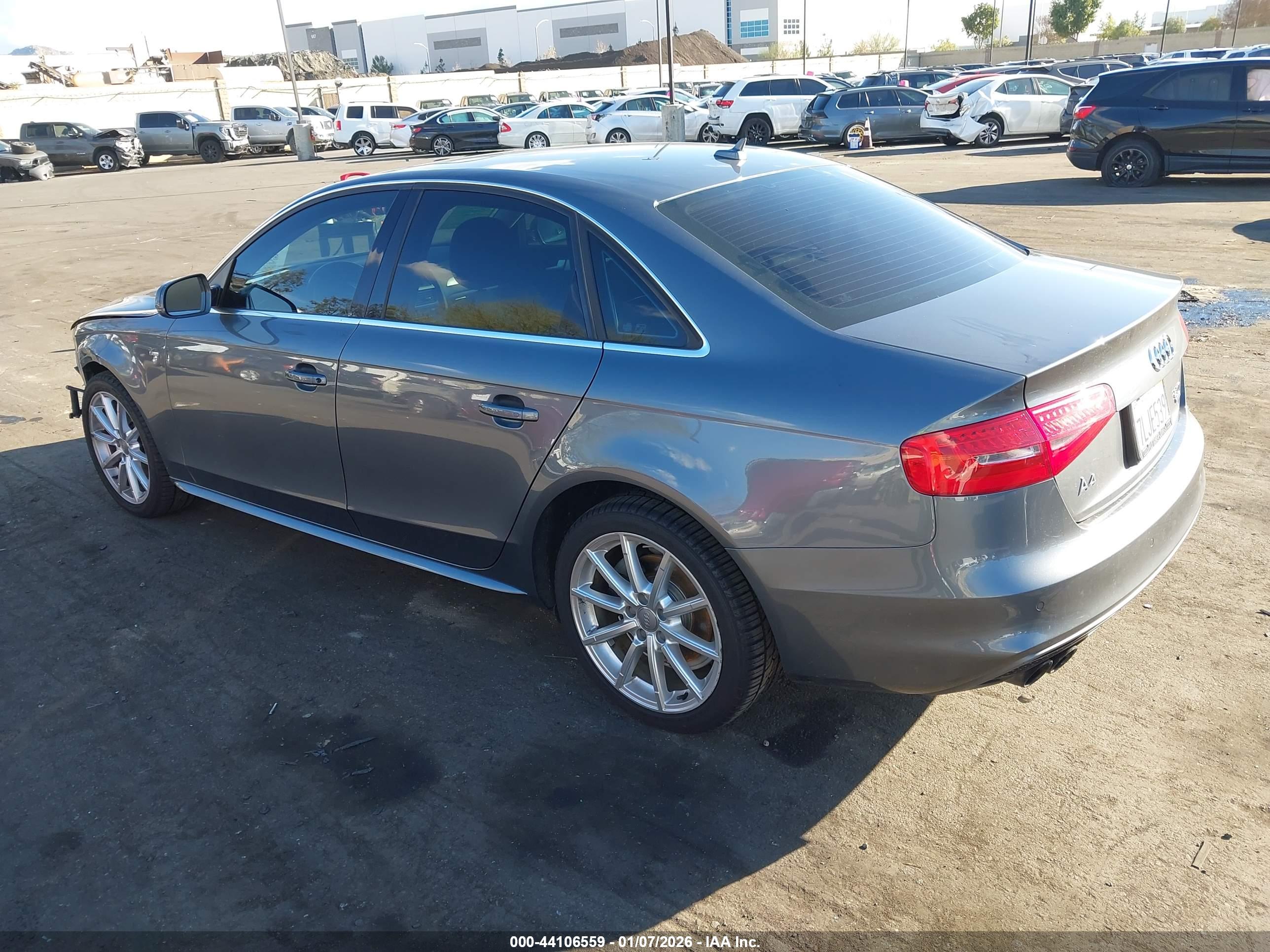 AUDI A4 image 3