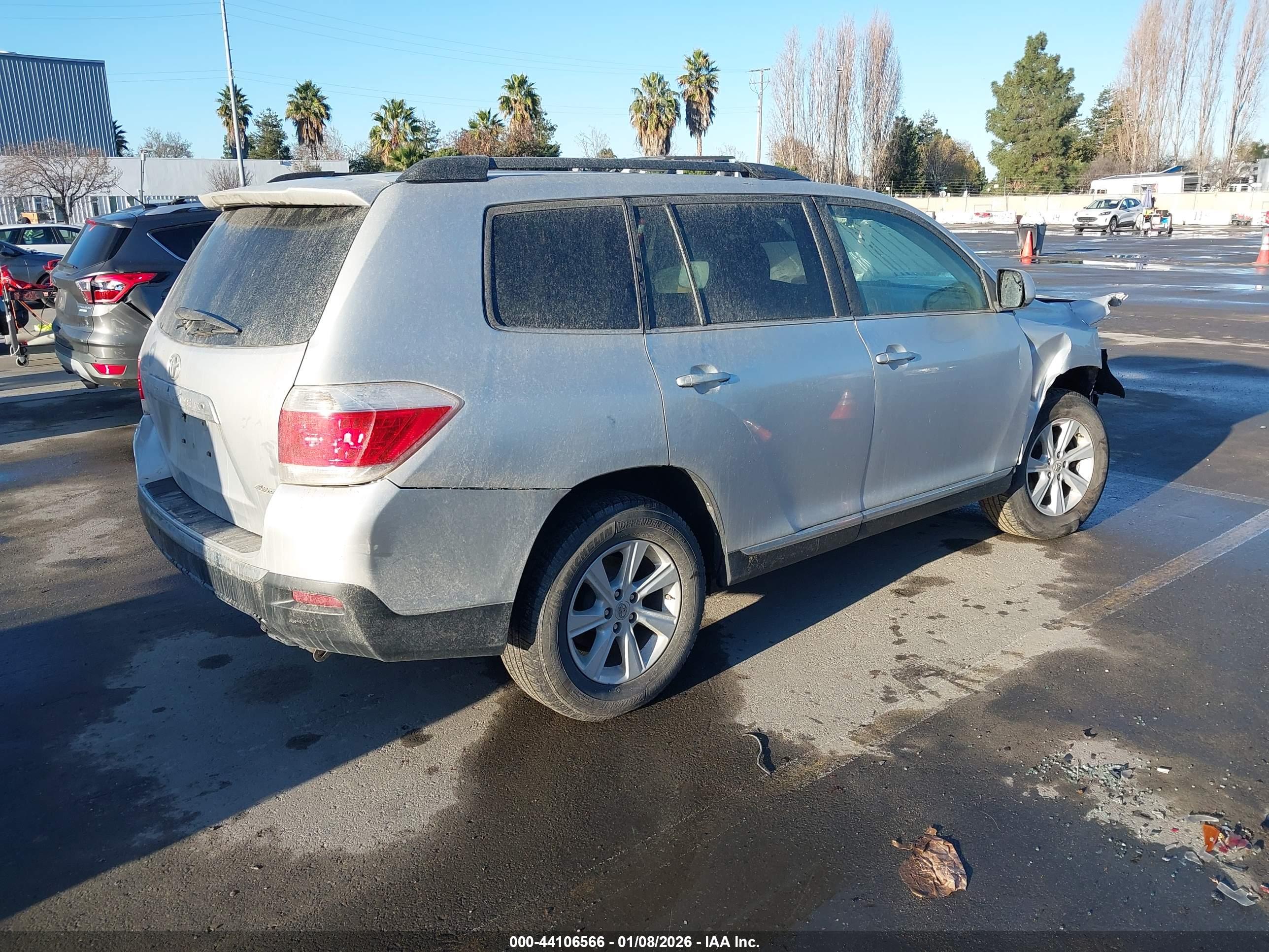 TOYOTA HIGHLANDER image 4