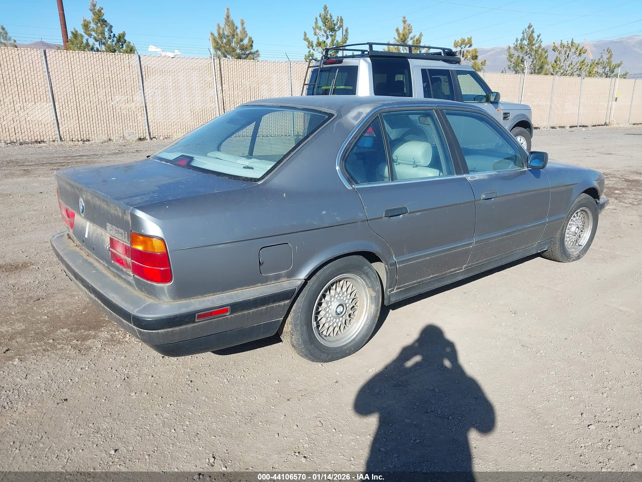 BMW 530 image 4