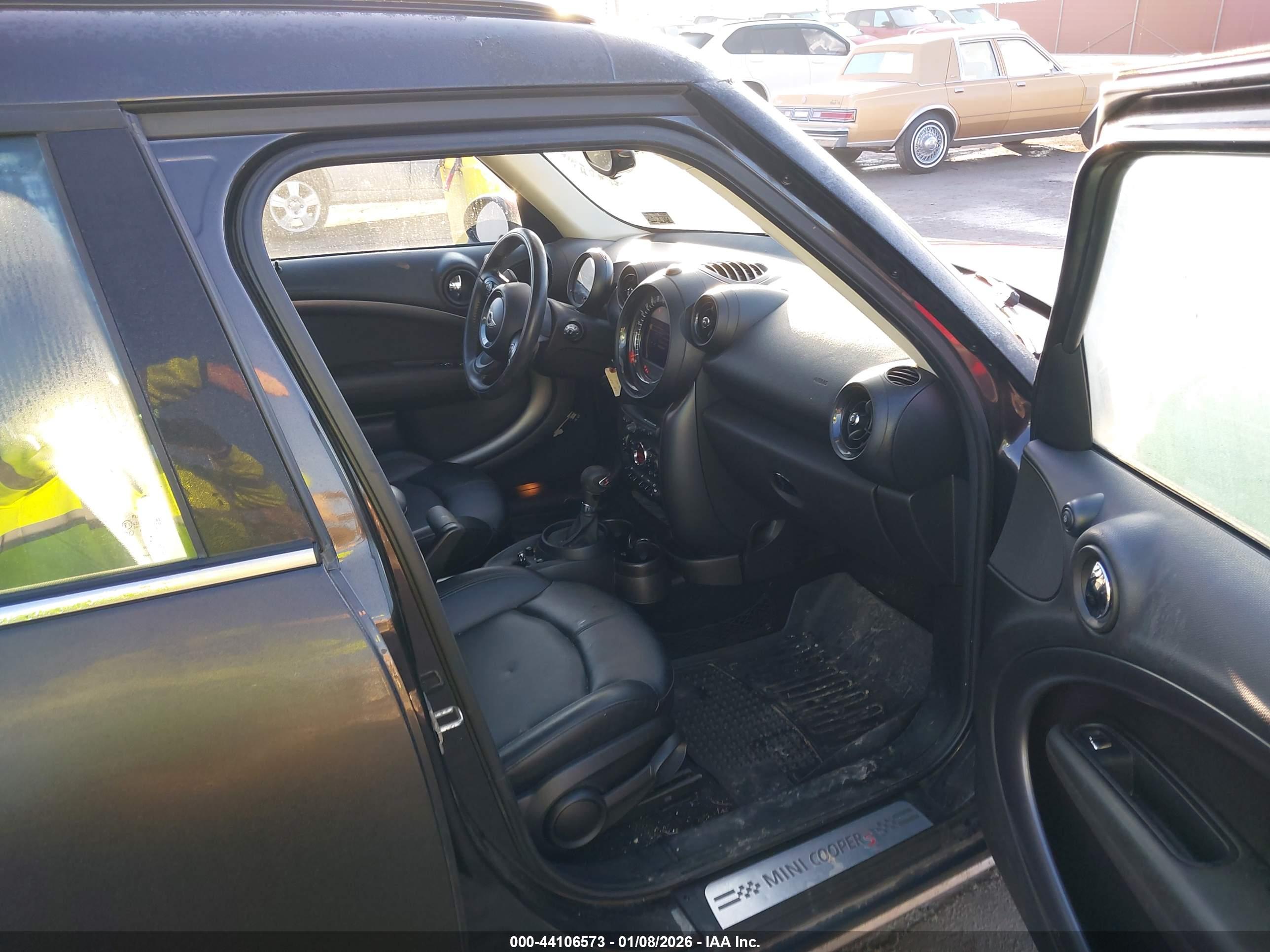 MINI COUNTRYMAN image 5