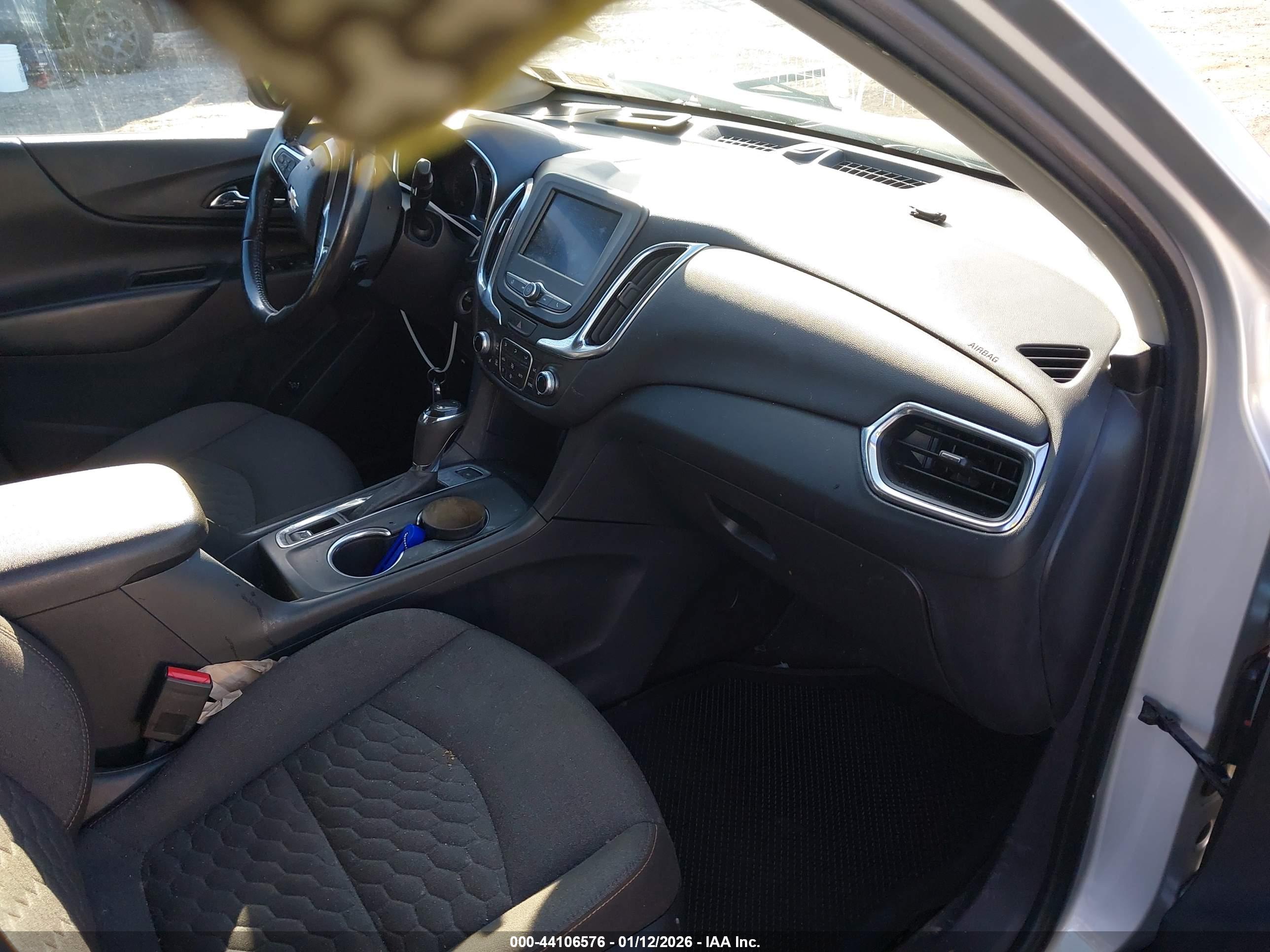 CHEVROLET EQUINOX image 5