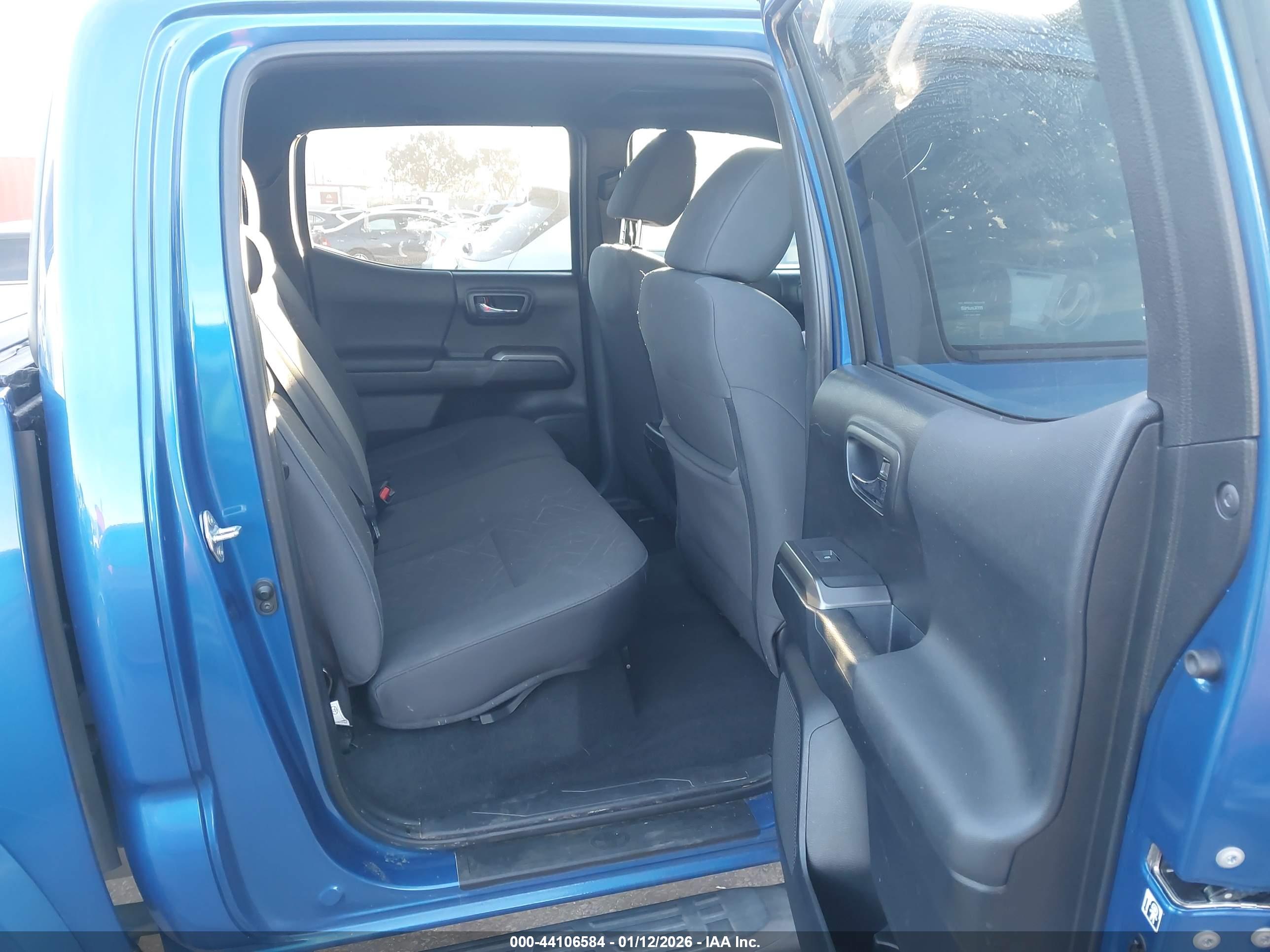 TOYOTA TACOMA image 8
