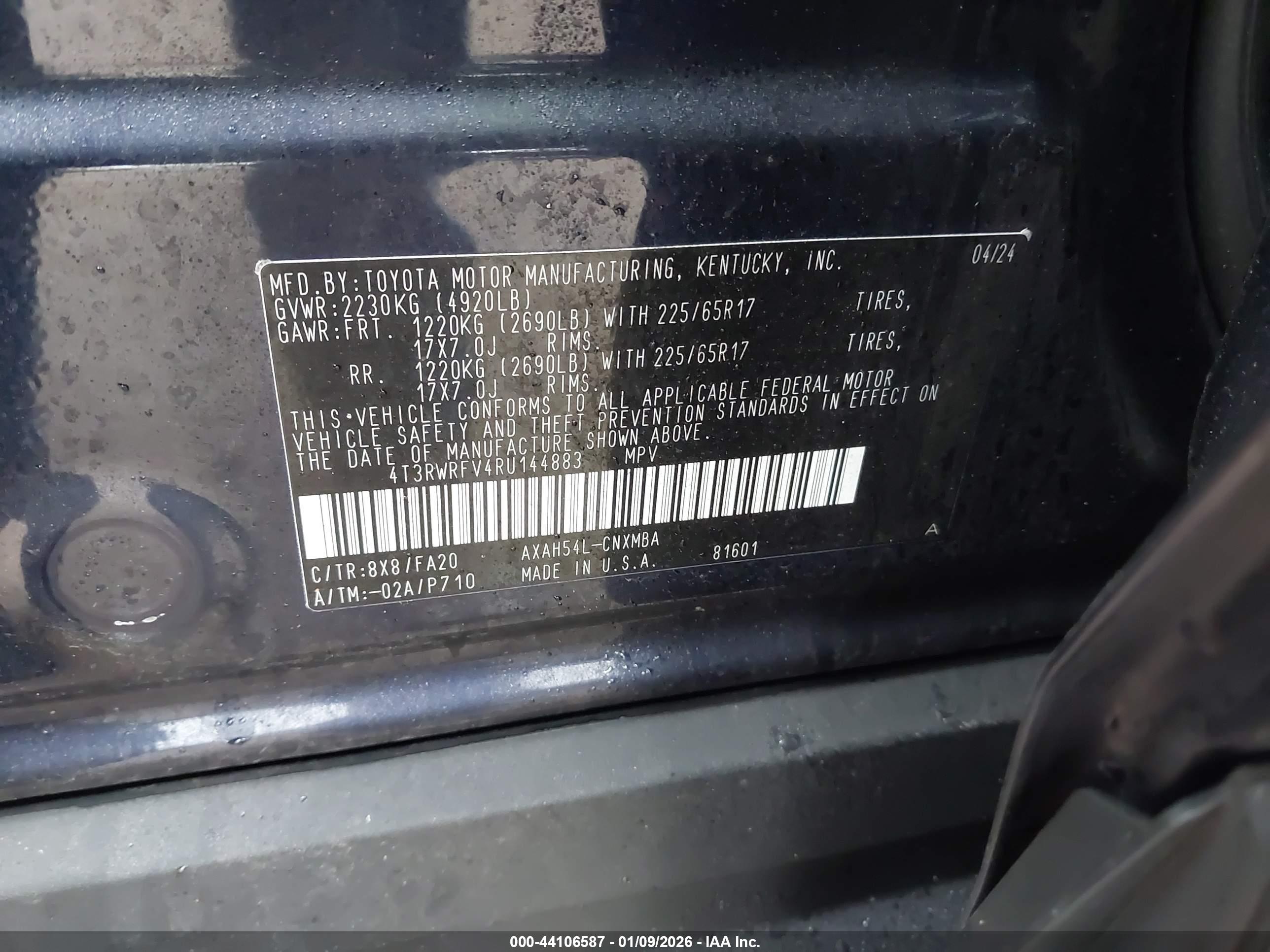 TOYOTA RAV4 image 9