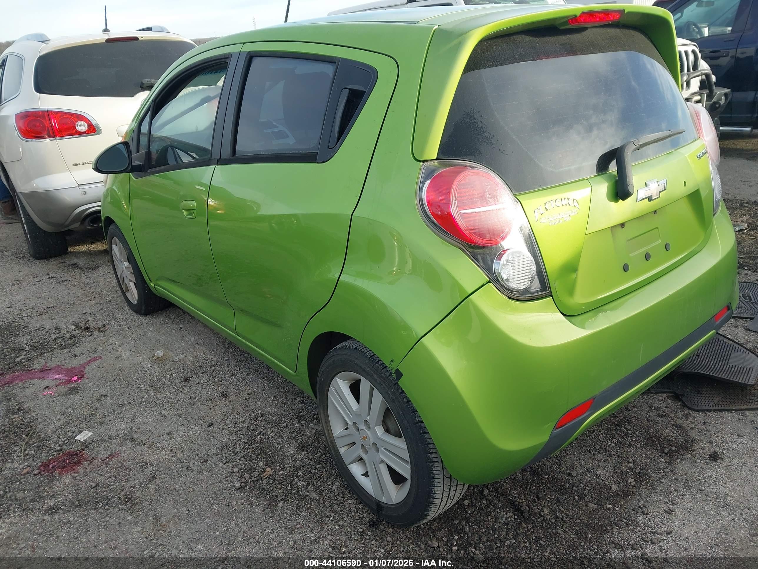 CHEVROLET SPARK image 3