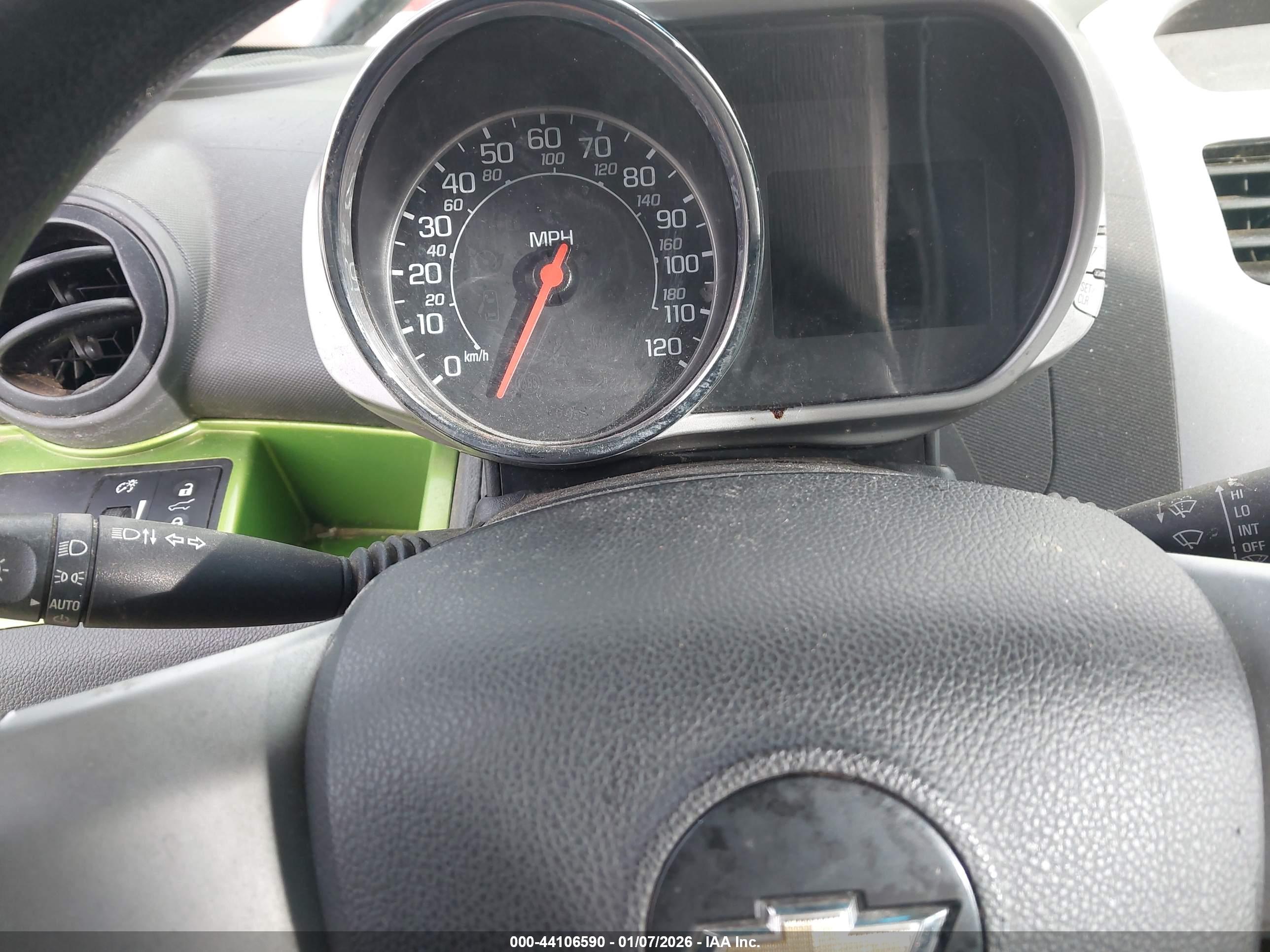 CHEVROLET SPARK image 7