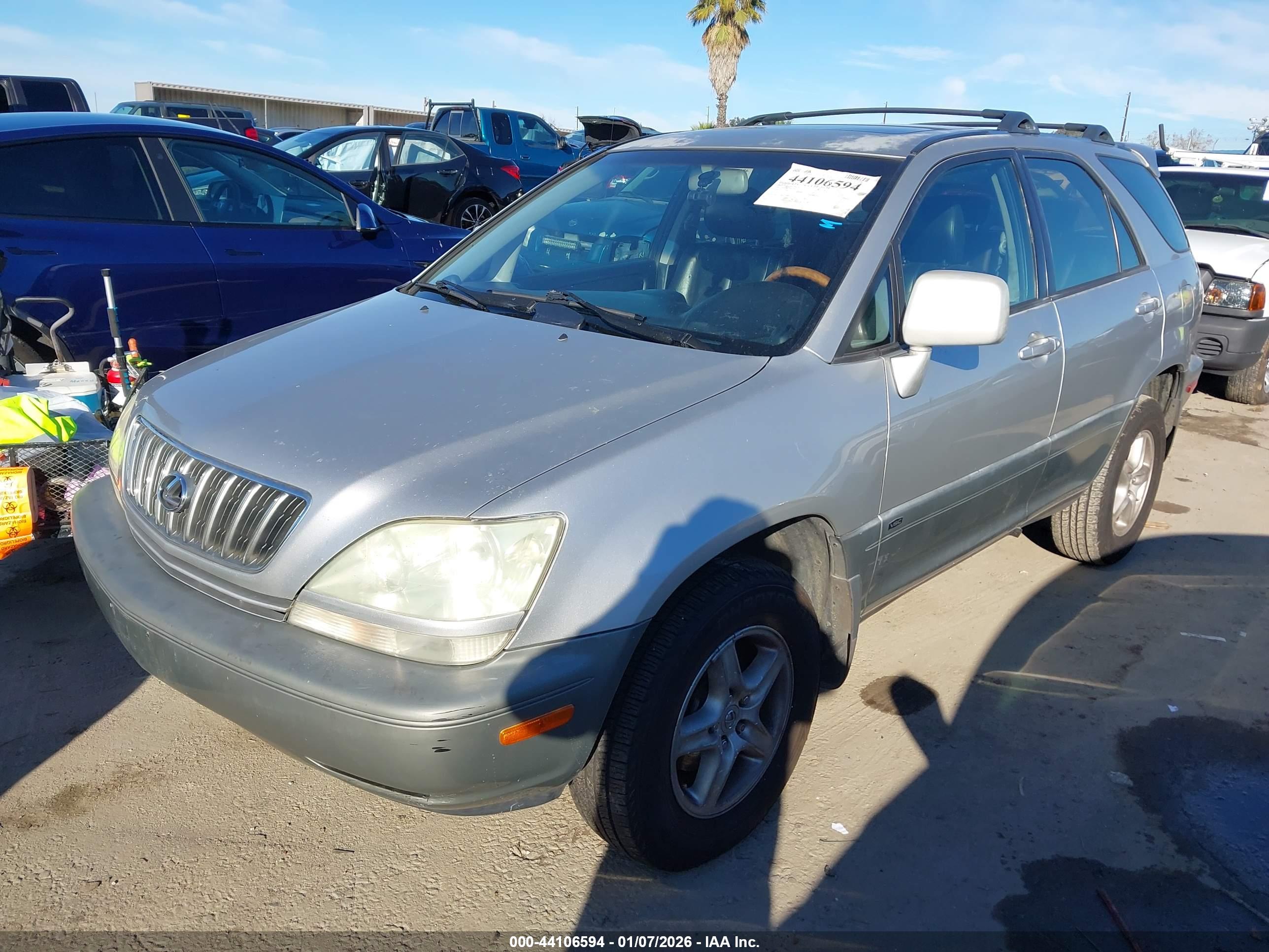 LEXUS RX image 2