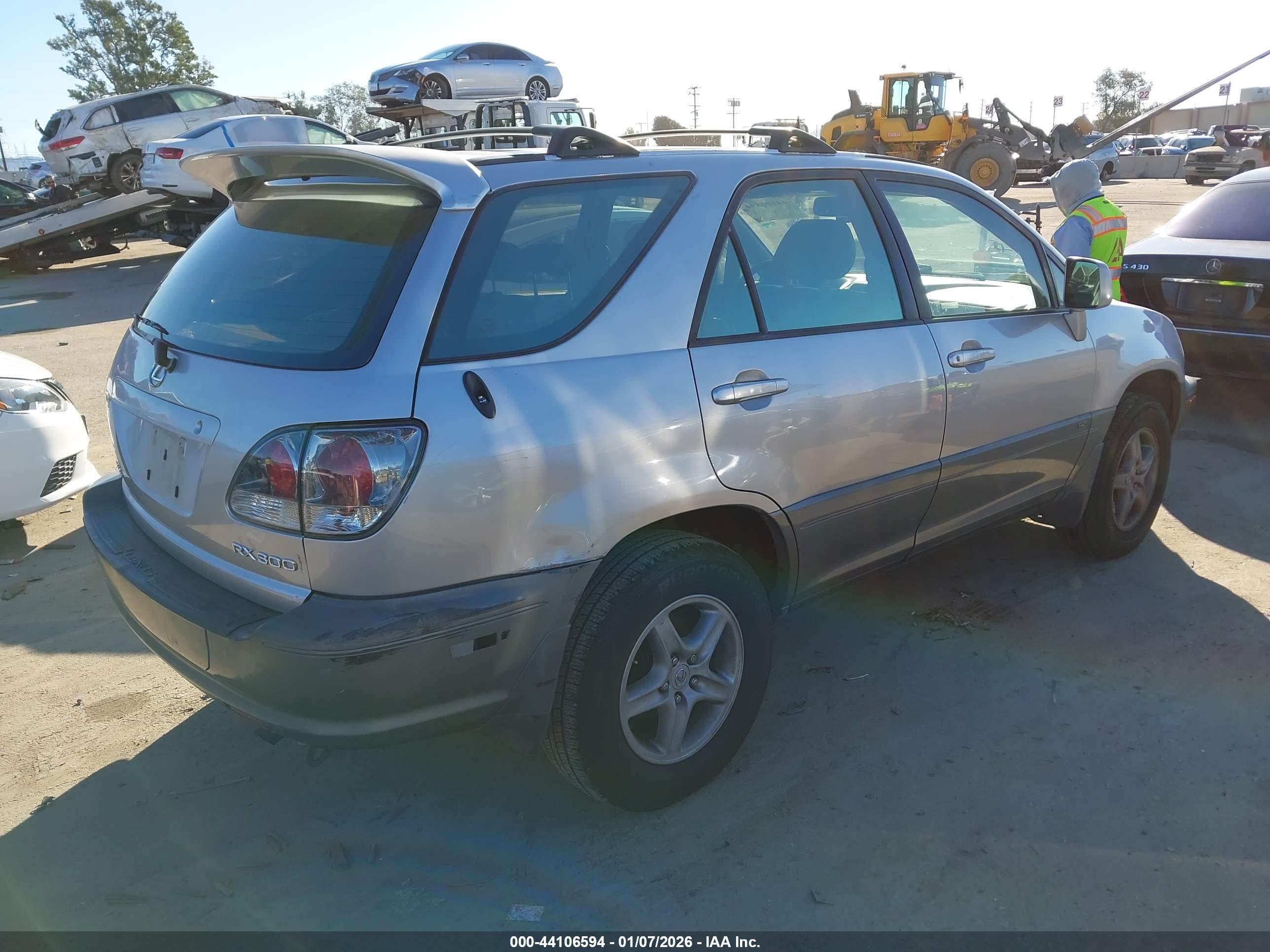 LEXUS RX image 4
