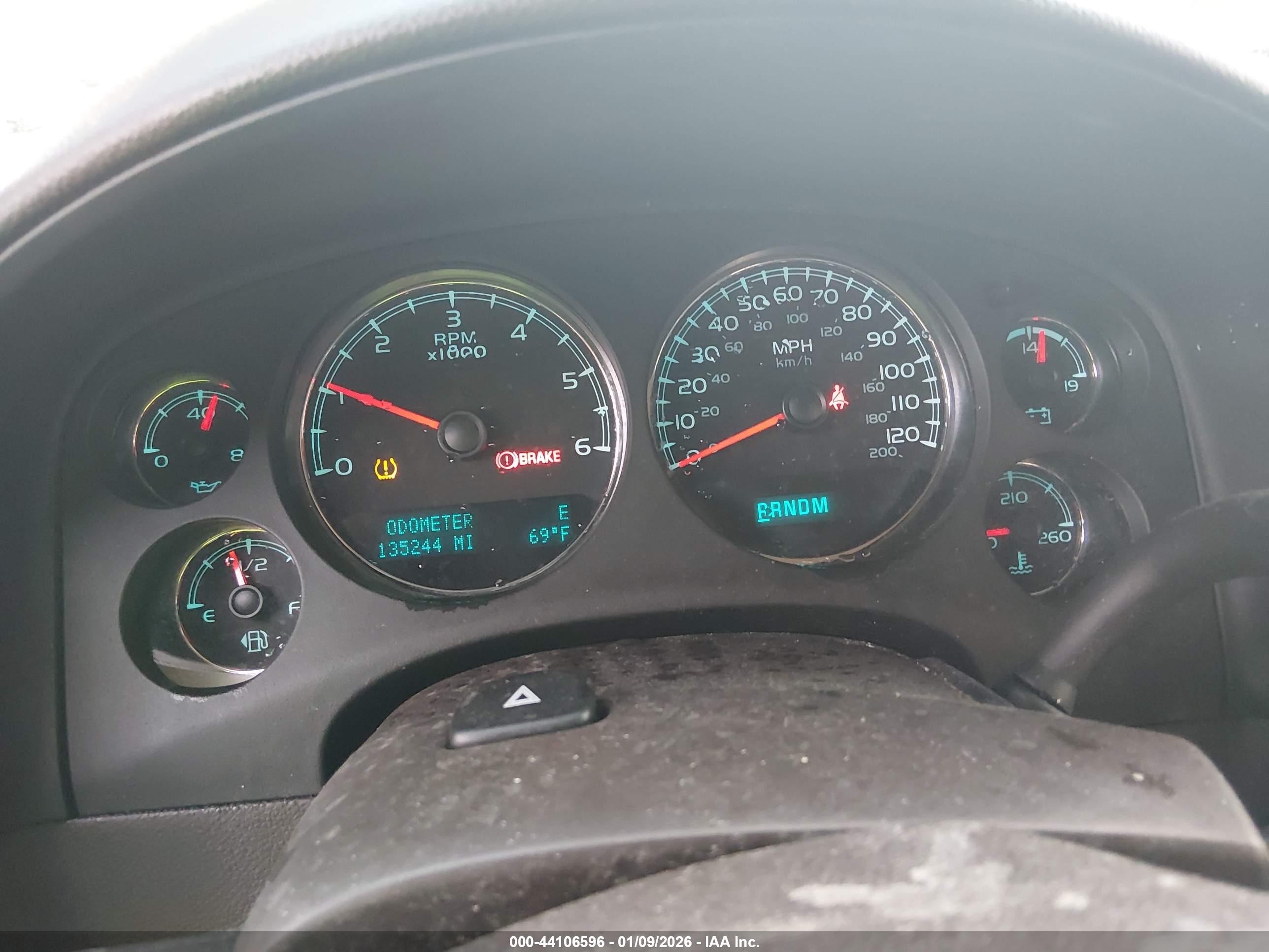 GMC YUKON image 7