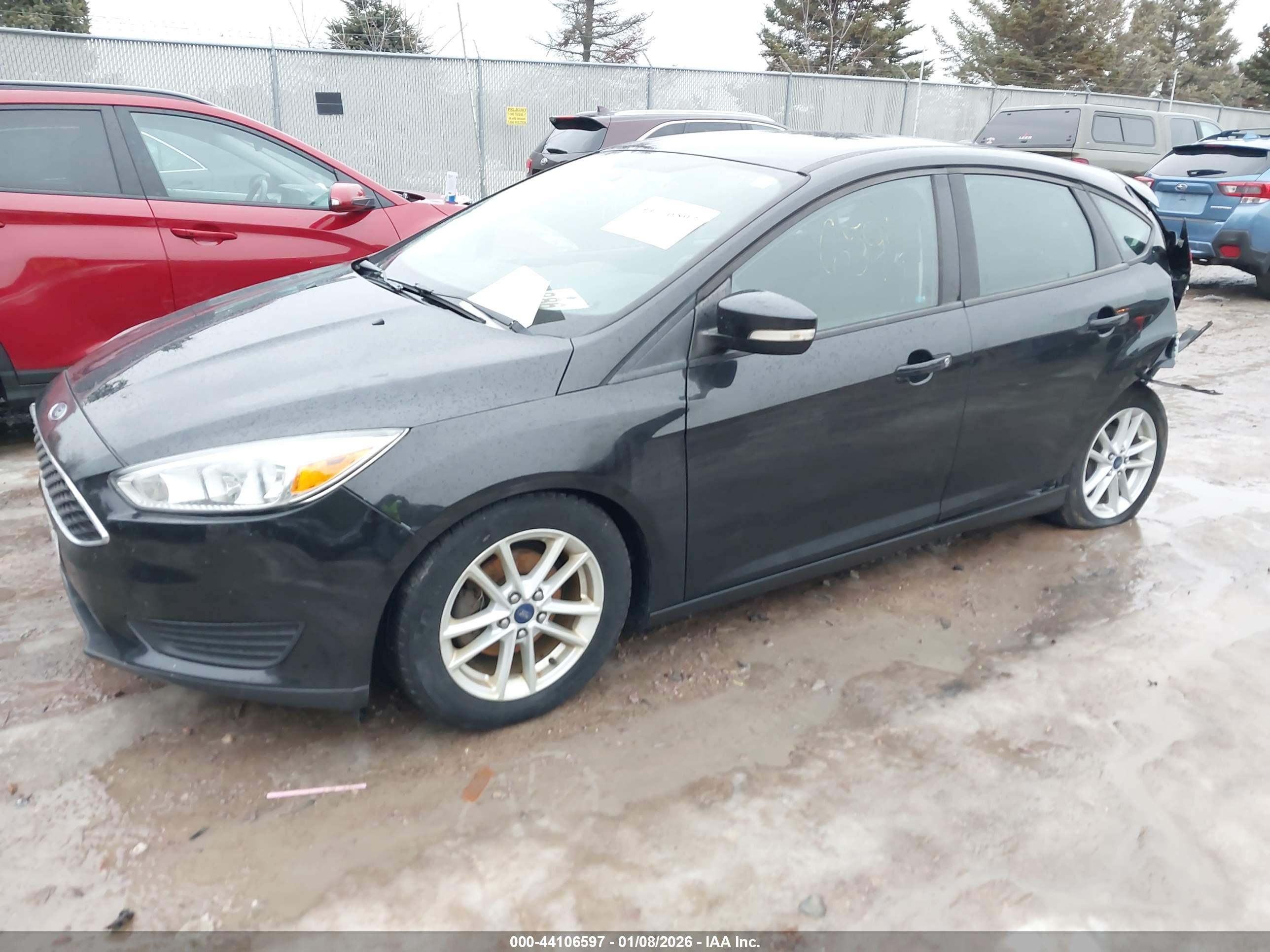 FORD FOCUS image 2