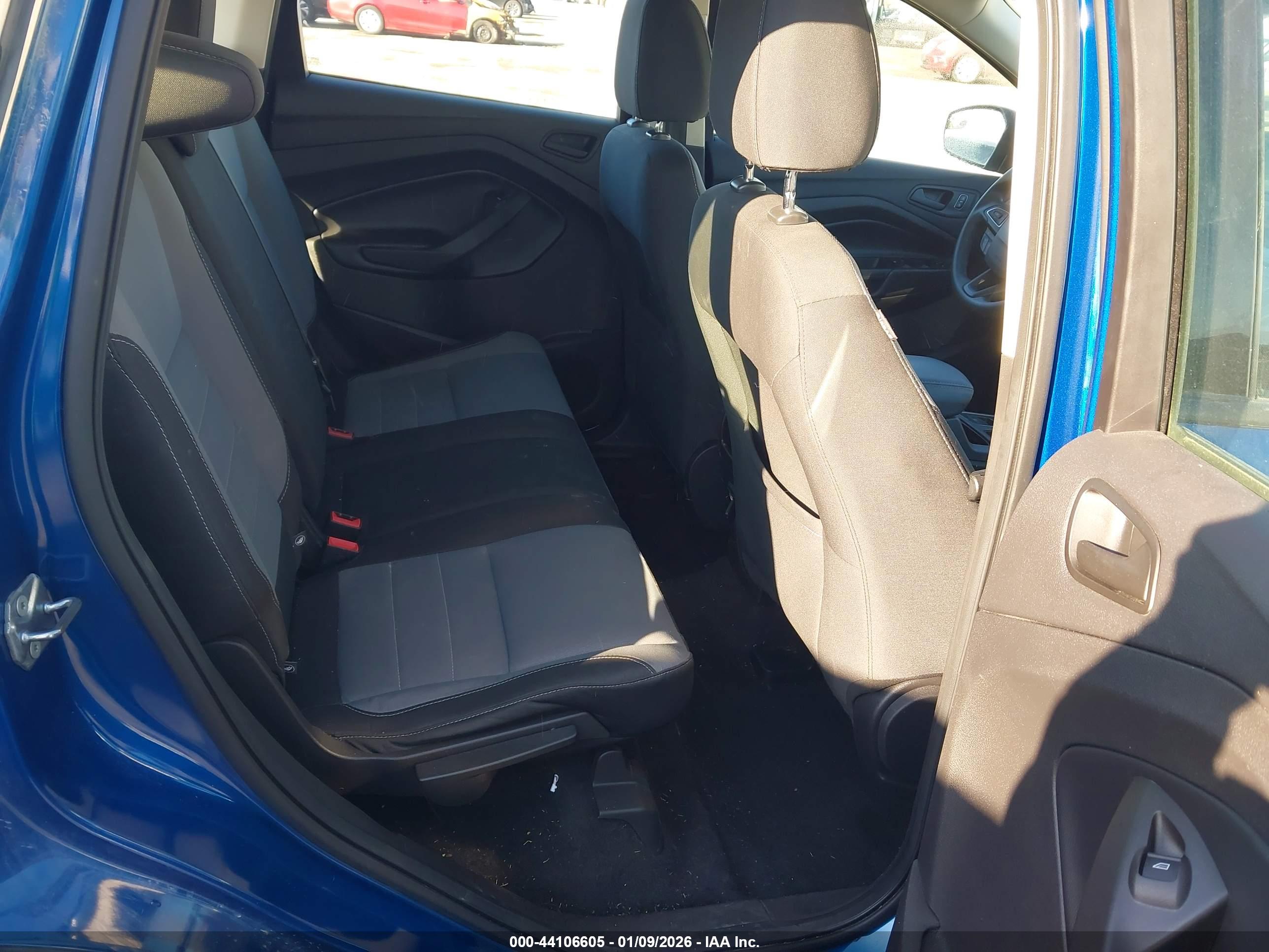 FORD ESCAPE image 8