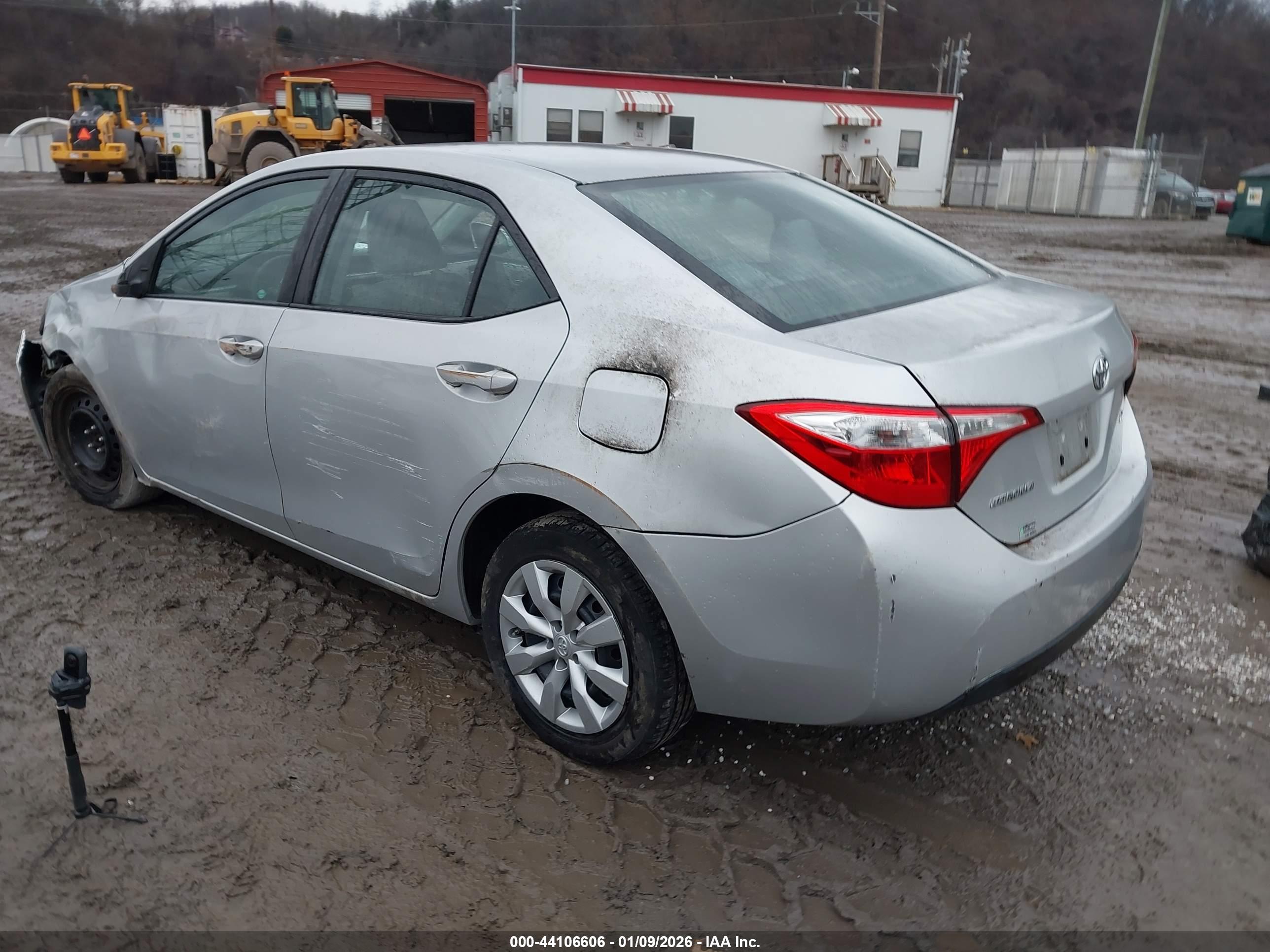 TOYOTA COROLLA image 3