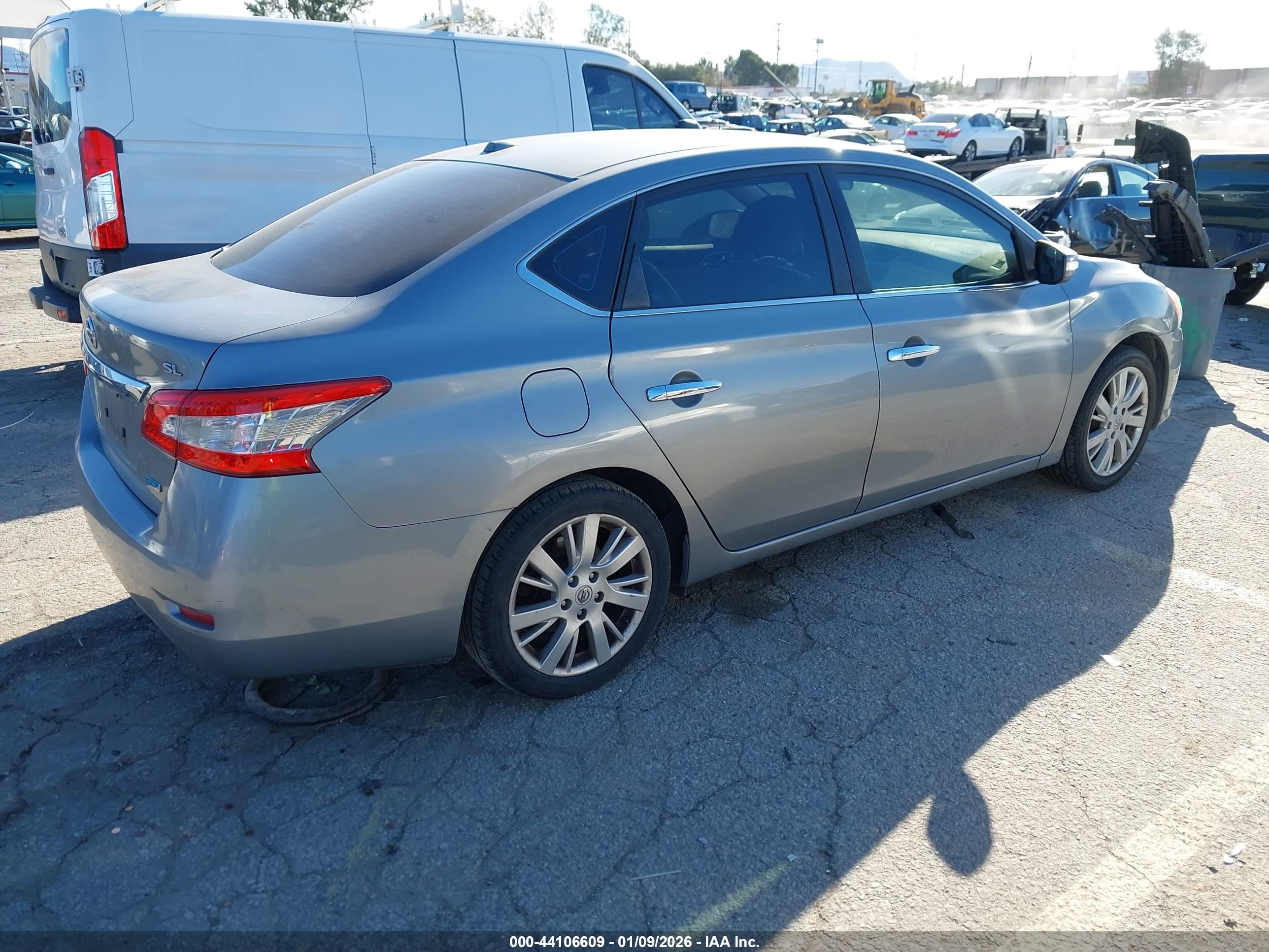 NISSAN SENTRA image 4
