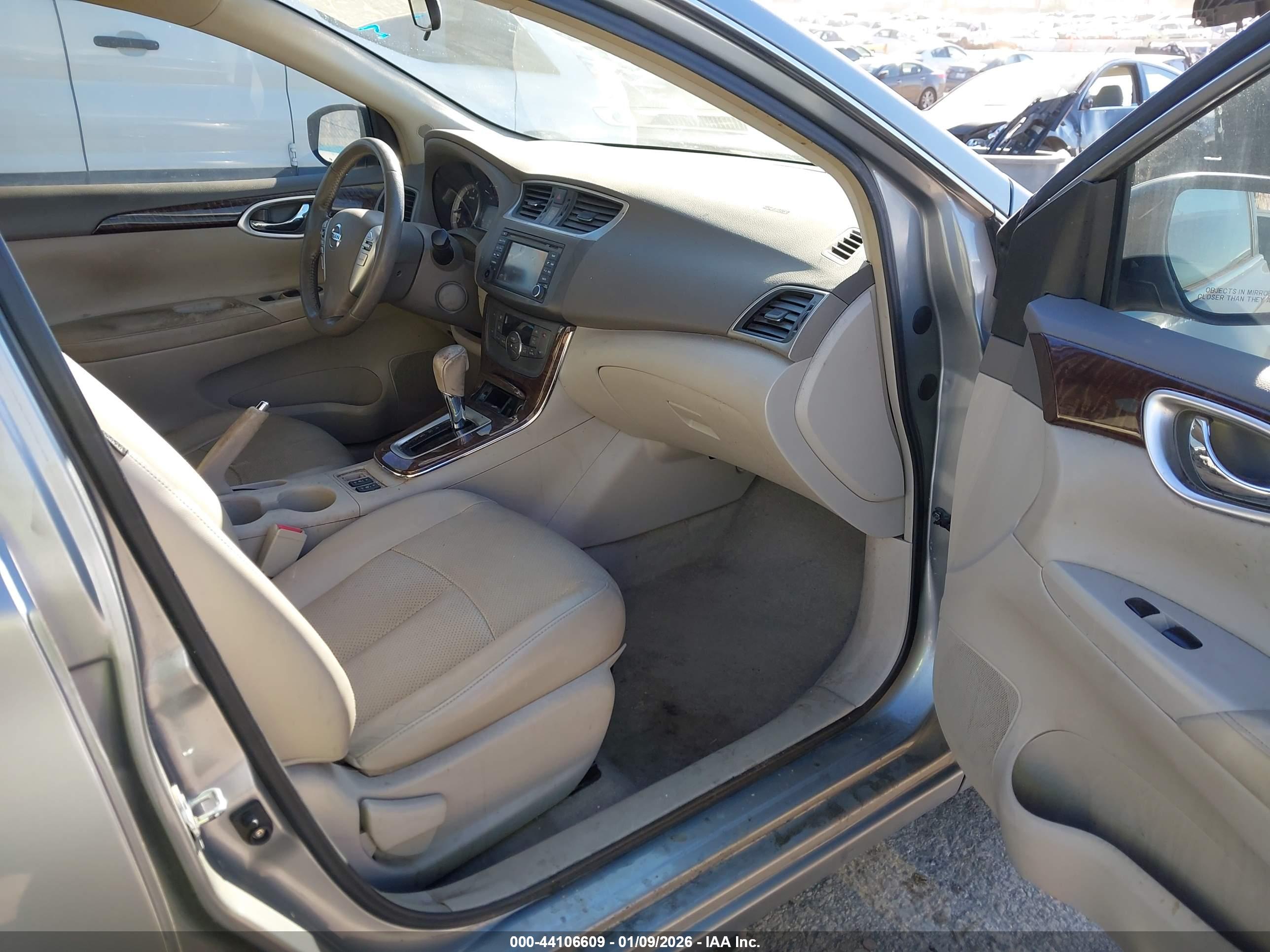 NISSAN SENTRA image 5