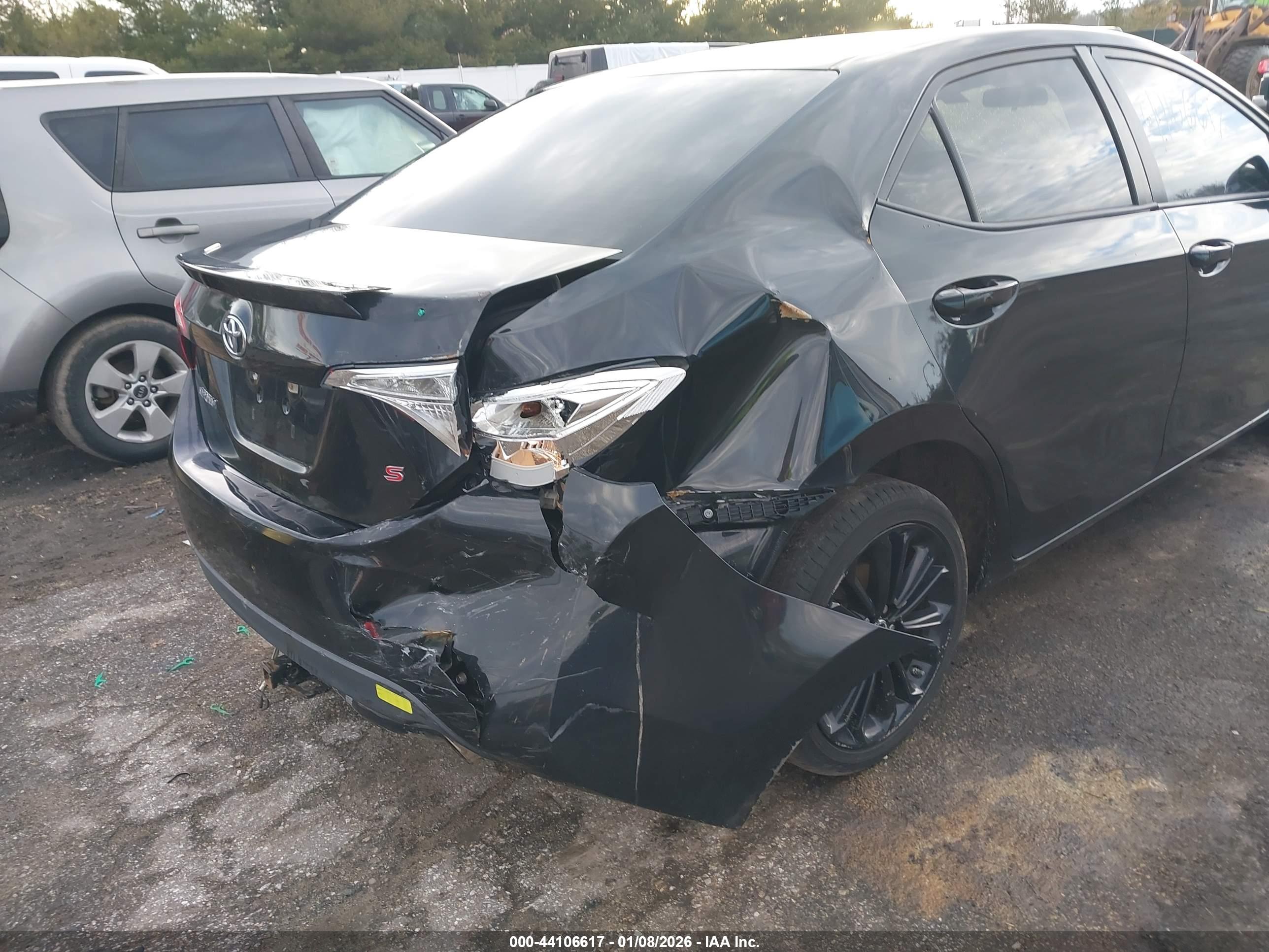TOYOTA COROLLA image 6