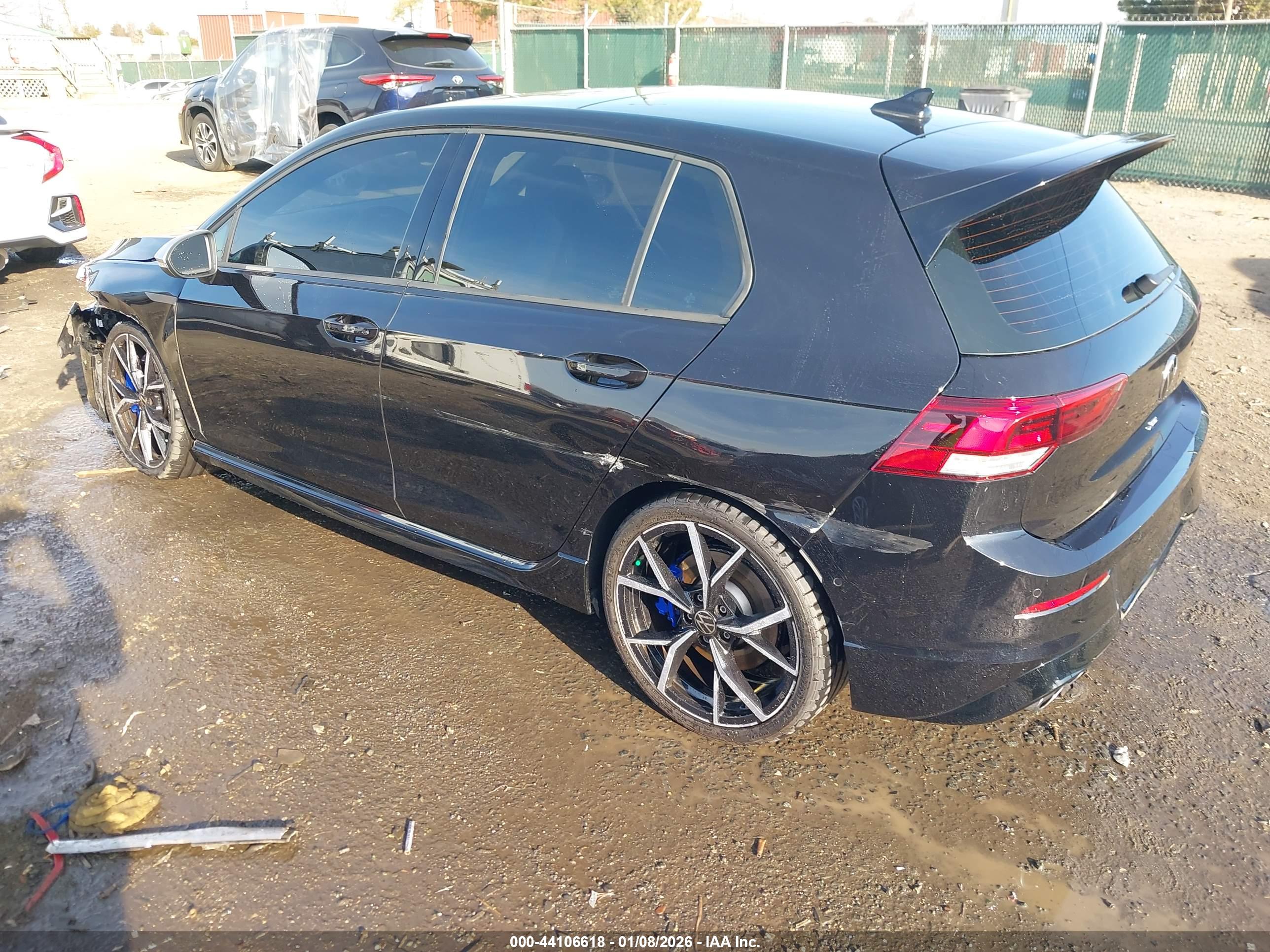 VOLKSWAGEN GOLF image 3