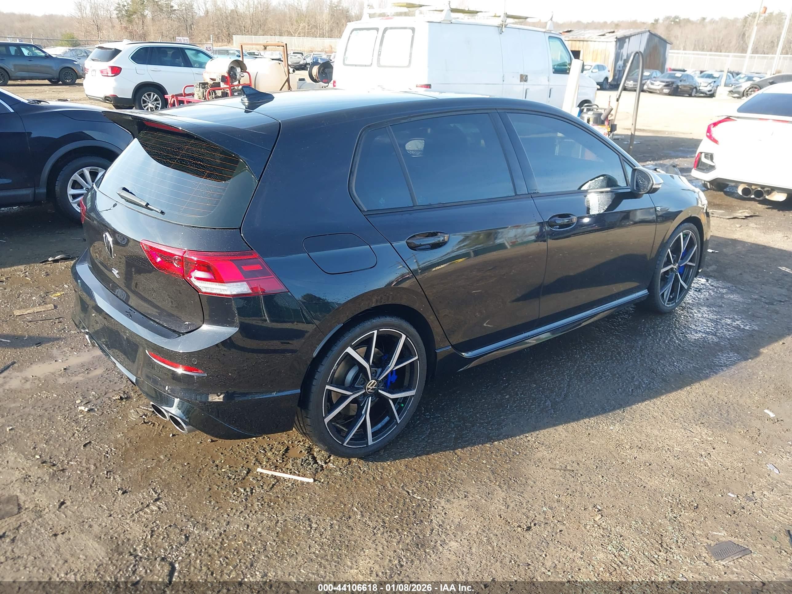 VOLKSWAGEN GOLF image 4