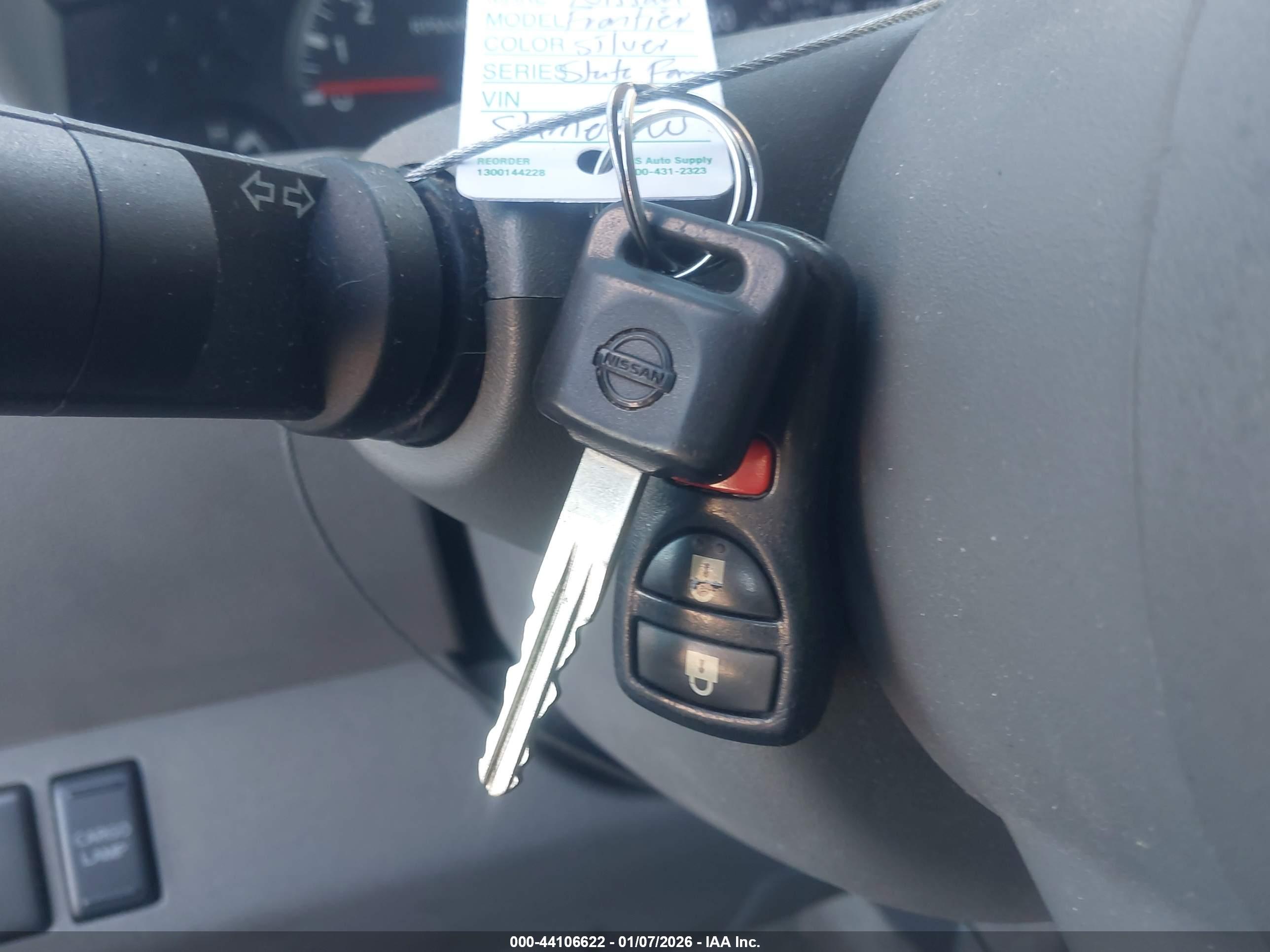 NISSAN FRONTIER image 11
