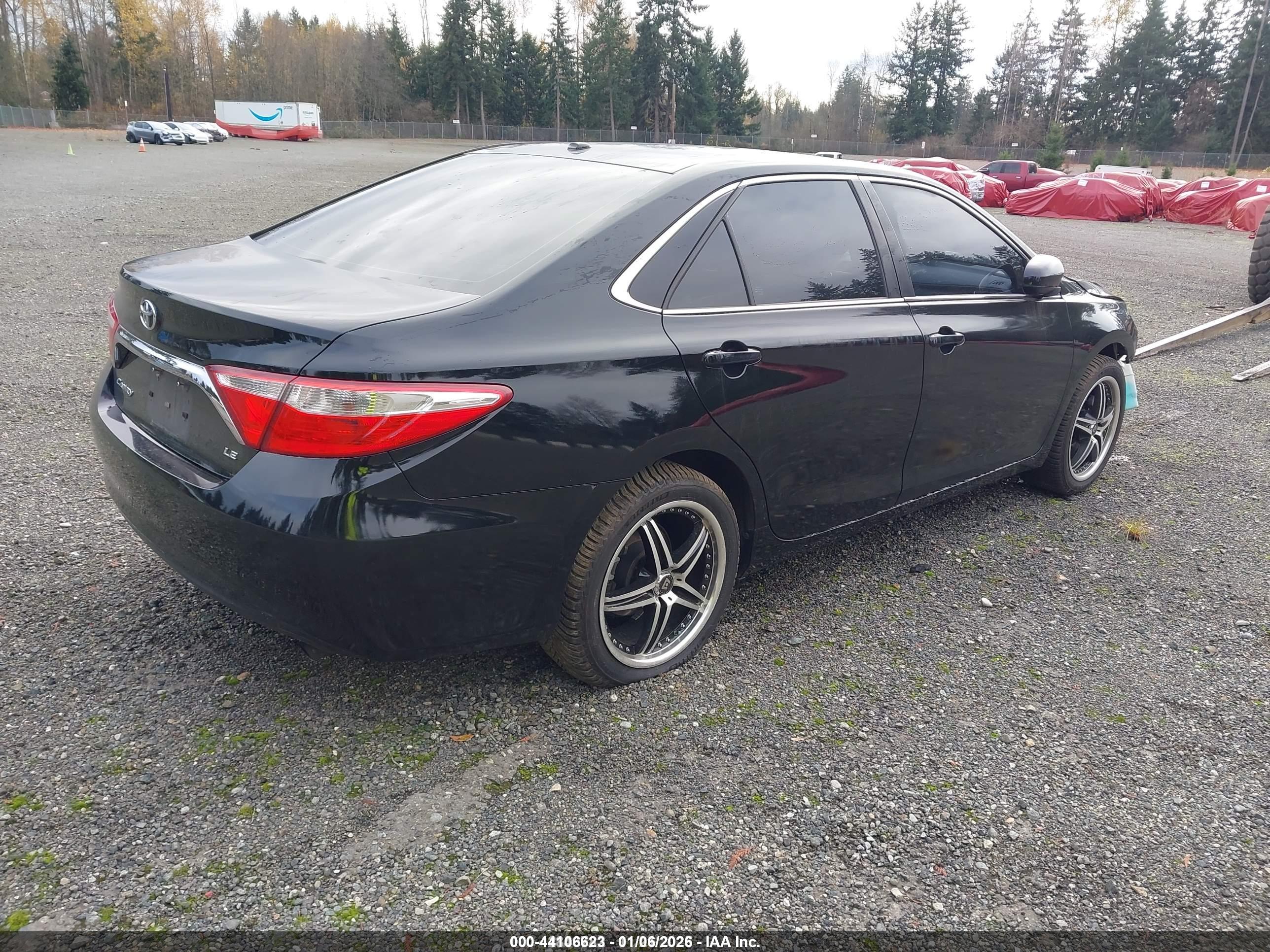 TOYOTA CAMRY image 4