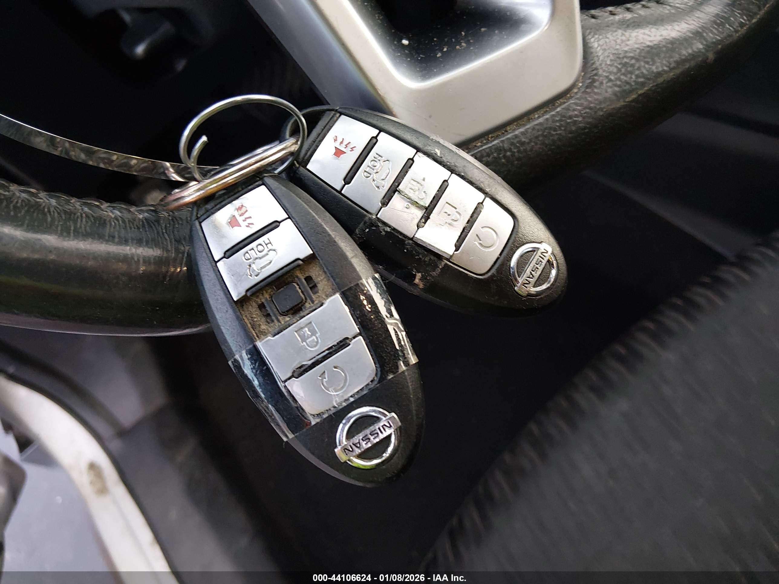 NISSAN ROGUE image 11