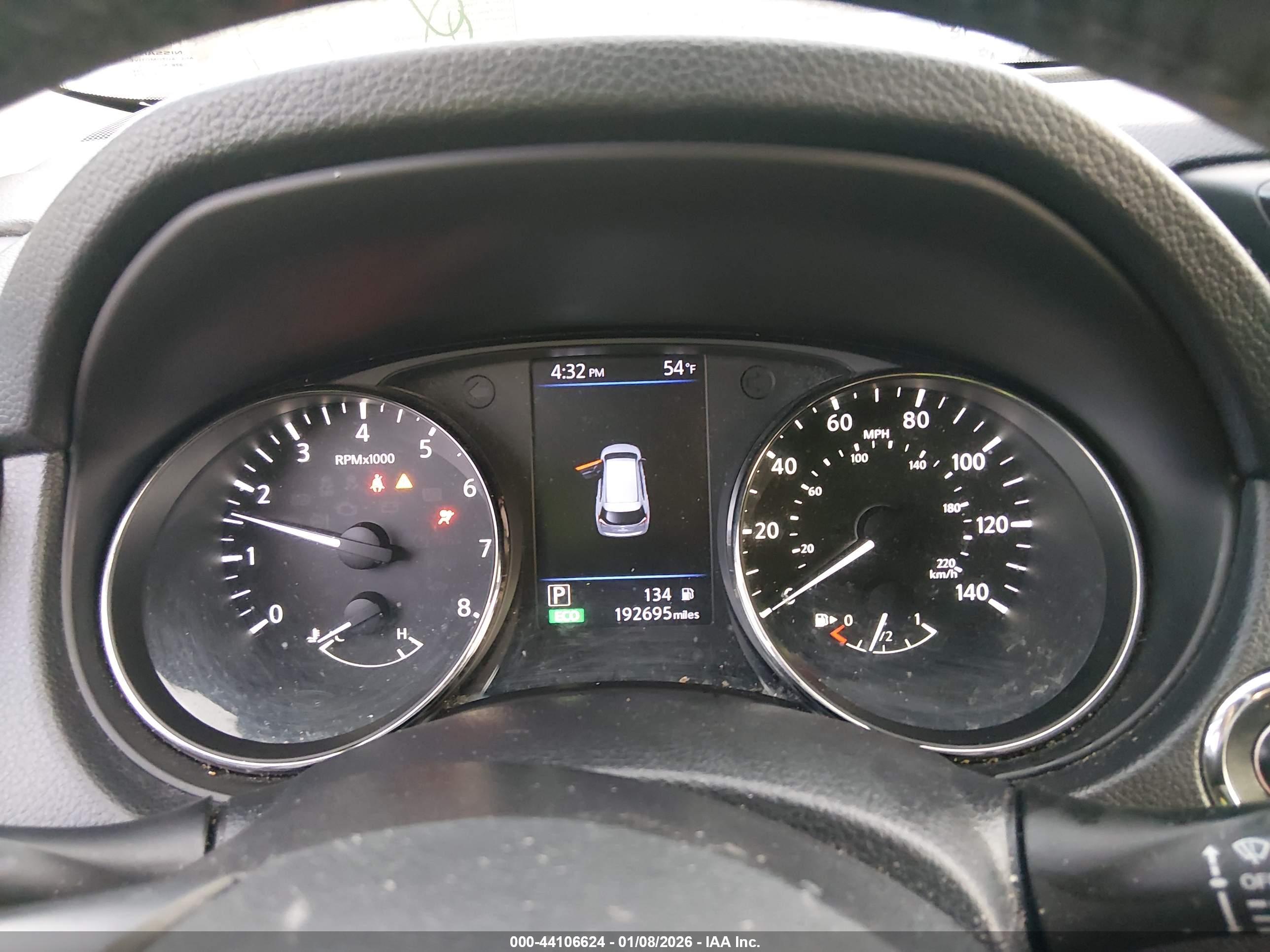 NISSAN ROGUE image 7
