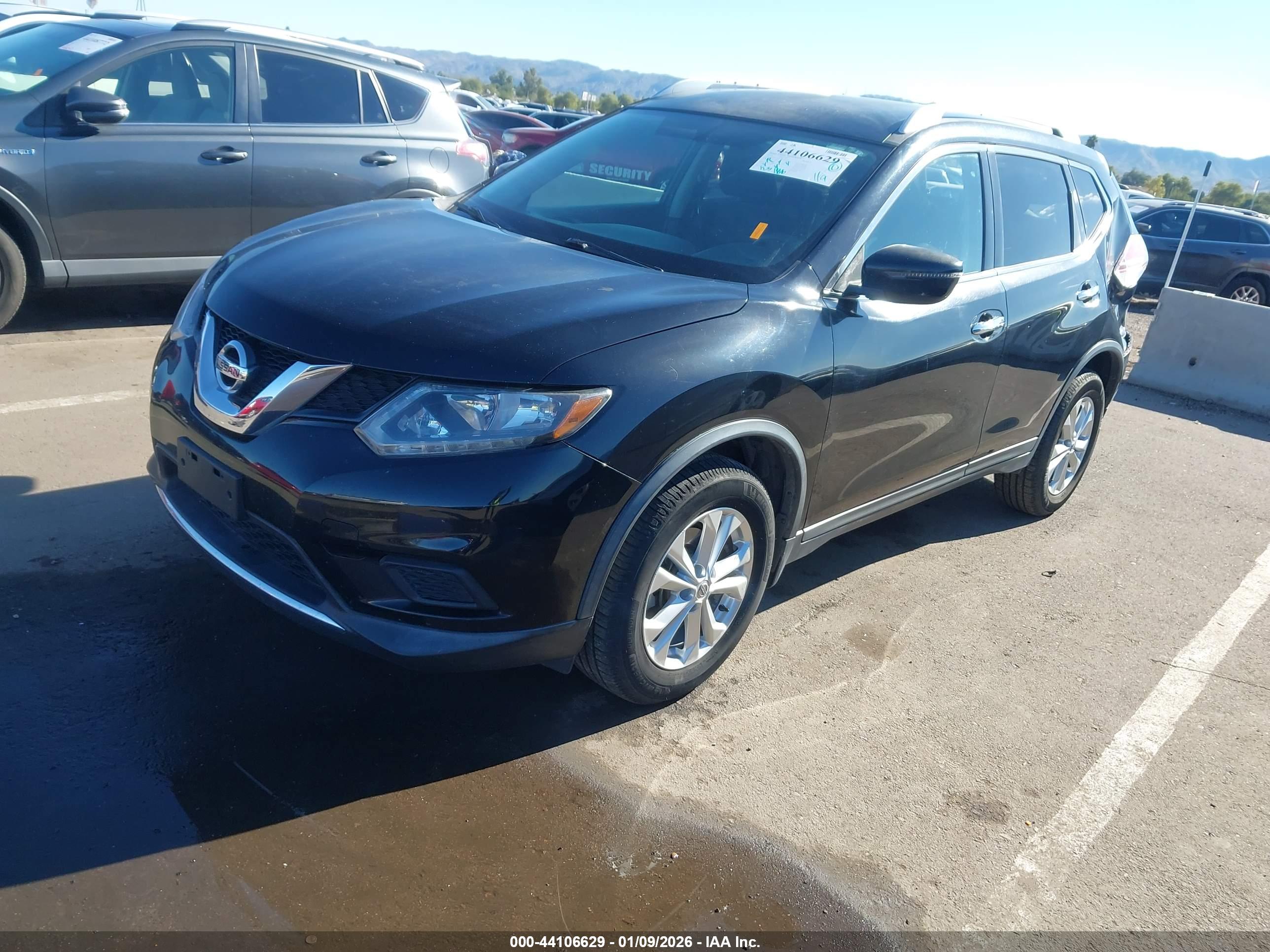 NISSAN ROGUE image 2