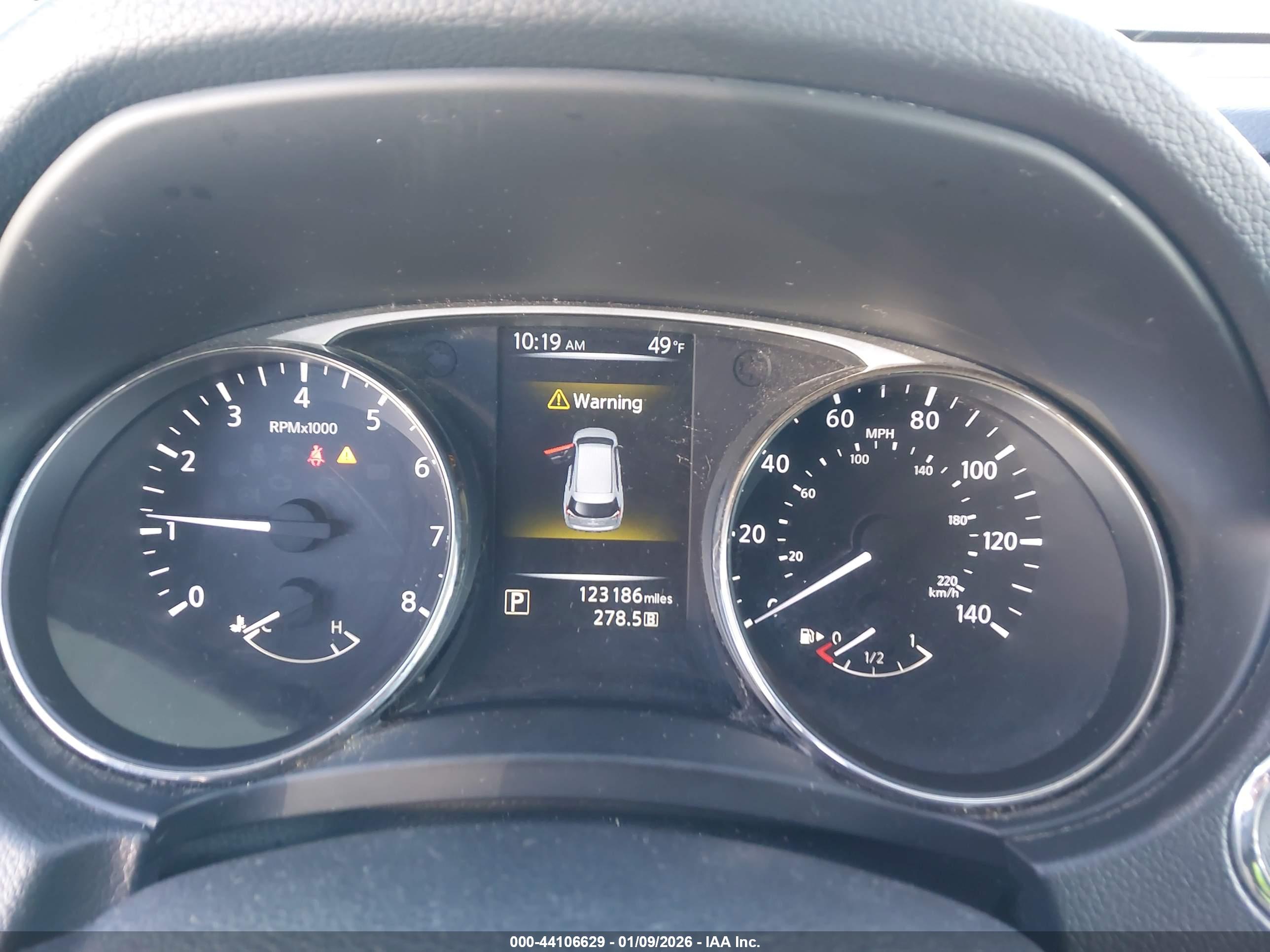 NISSAN ROGUE image 7