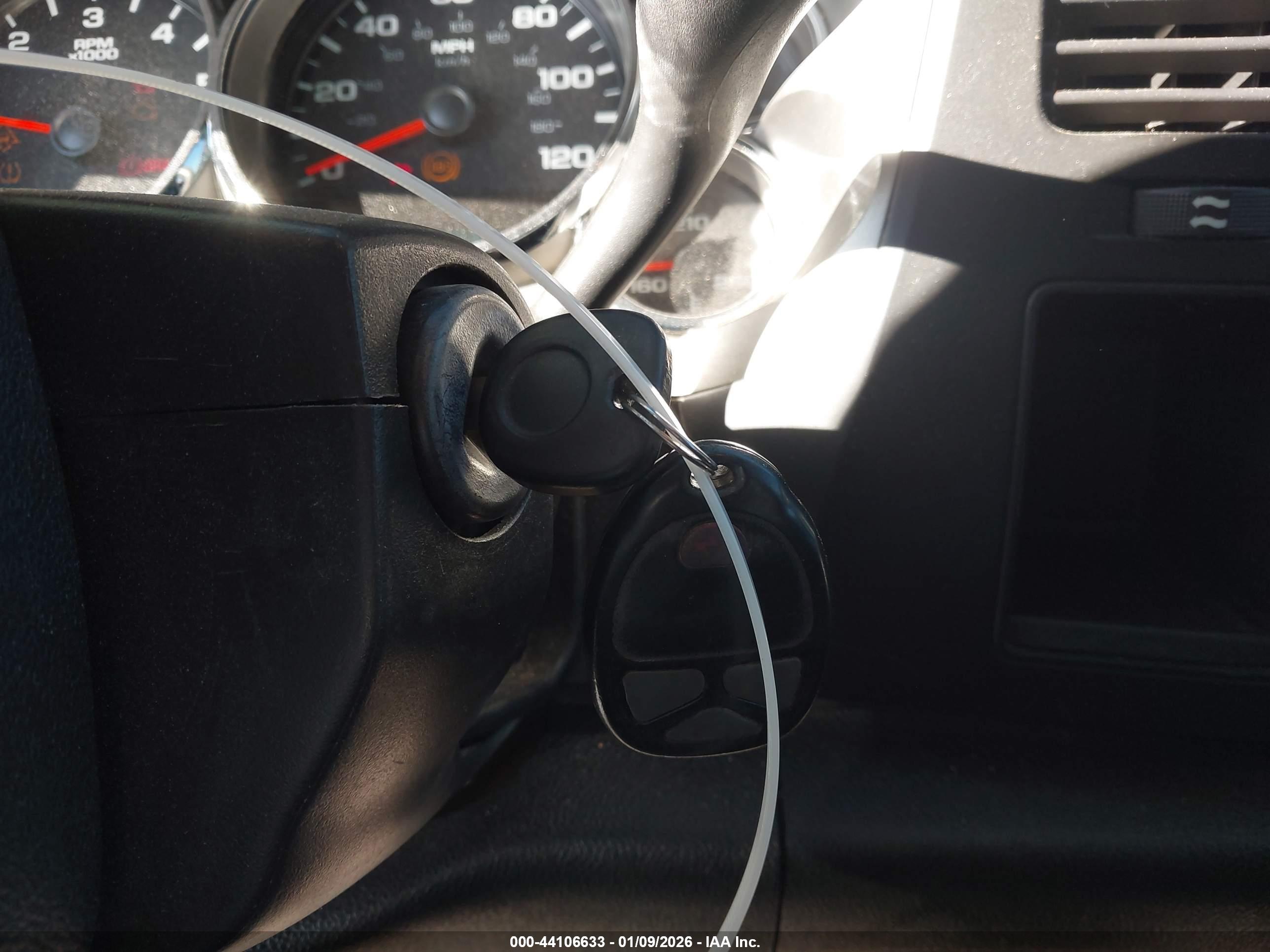 GMC SIERRA image 11