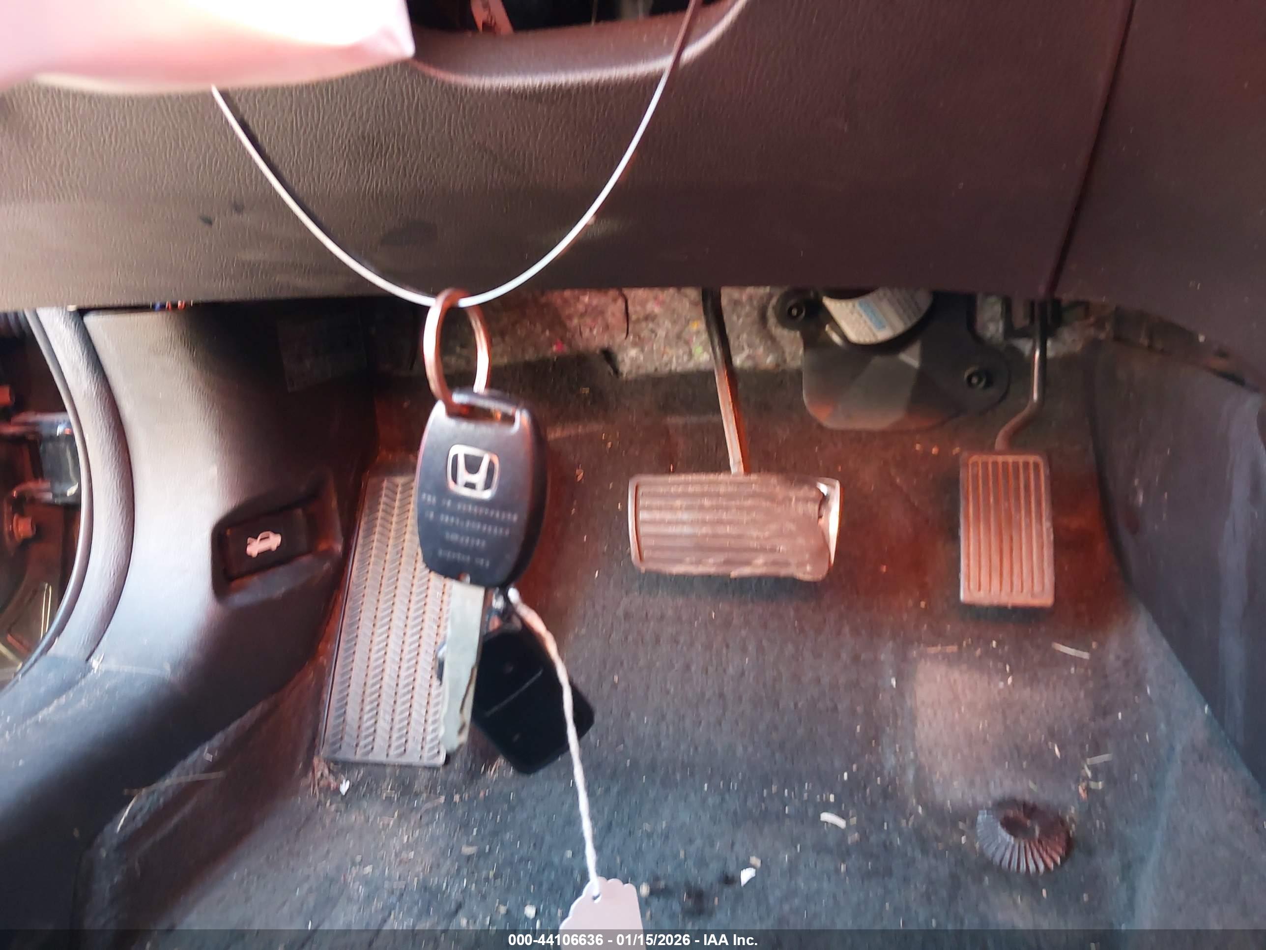 HONDA ACCORD image 11