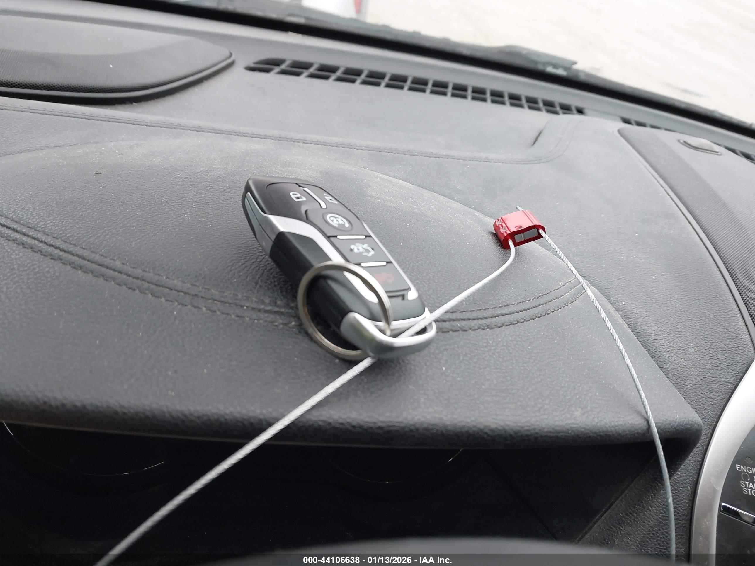LINCOLN MKC image 11