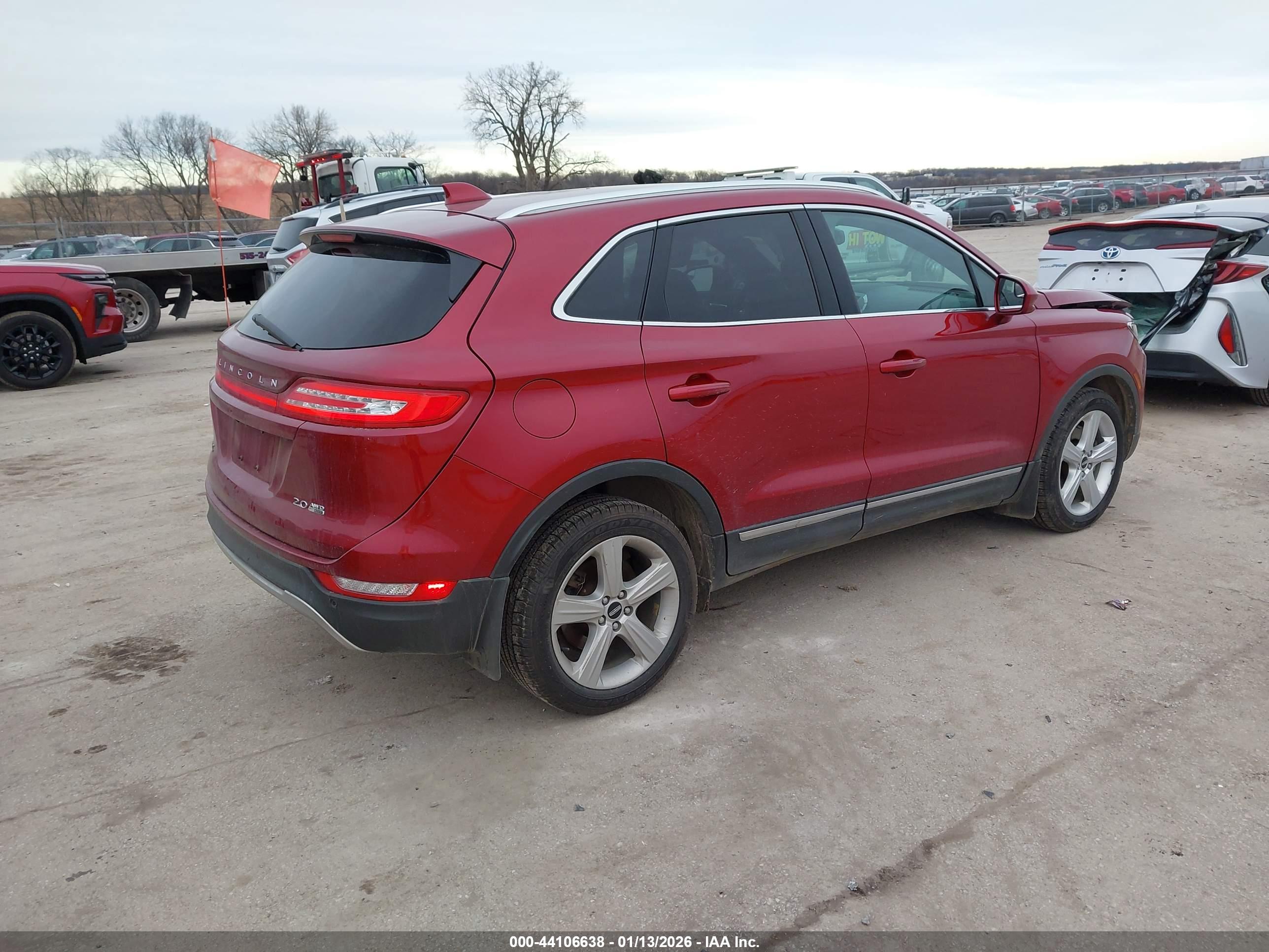LINCOLN MKC image 4